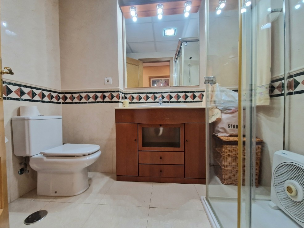 4 Bed, 3 Bath, ApartmentFor Sale, Benidorm, Alicante 4 Bed, 3 Bath, ApartmentFor Sale, Benidorm, Alicante