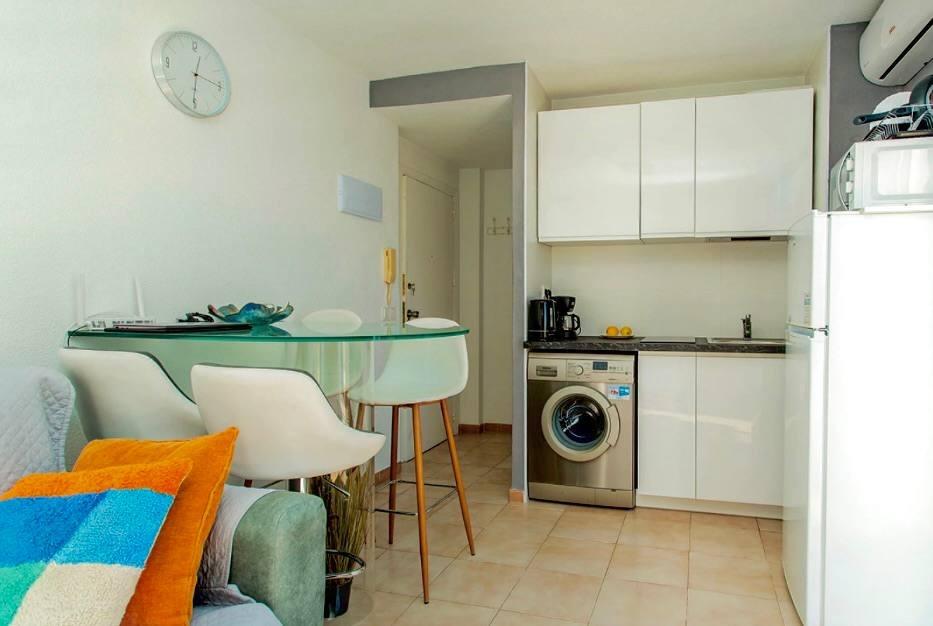 1 Bed, 1 Bath, ApartmentFor Sale, Torrevieja, Alicante 1 Bed, 1 Bath, ApartmentFor Sale, Torrevieja, Alicante