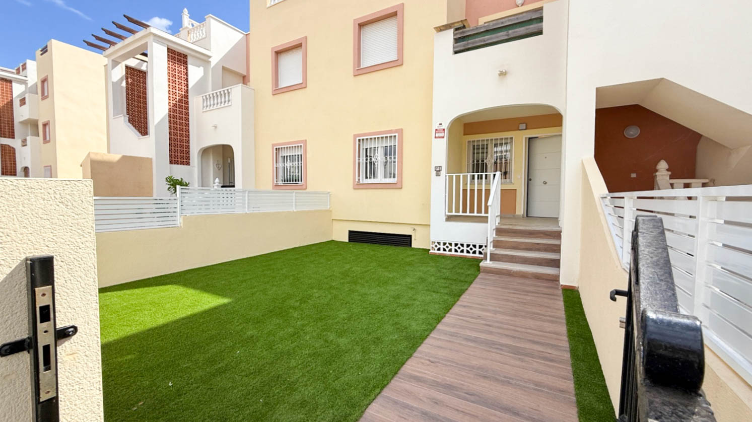 2 Bed, 1 Bath, ApartmentFor Sale, Orihuela Costa, Alicante