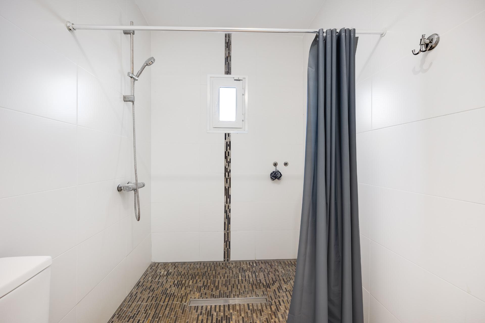 2 Bed, 2 Bath, HouseFor Sale, Torrevieja, Alicante