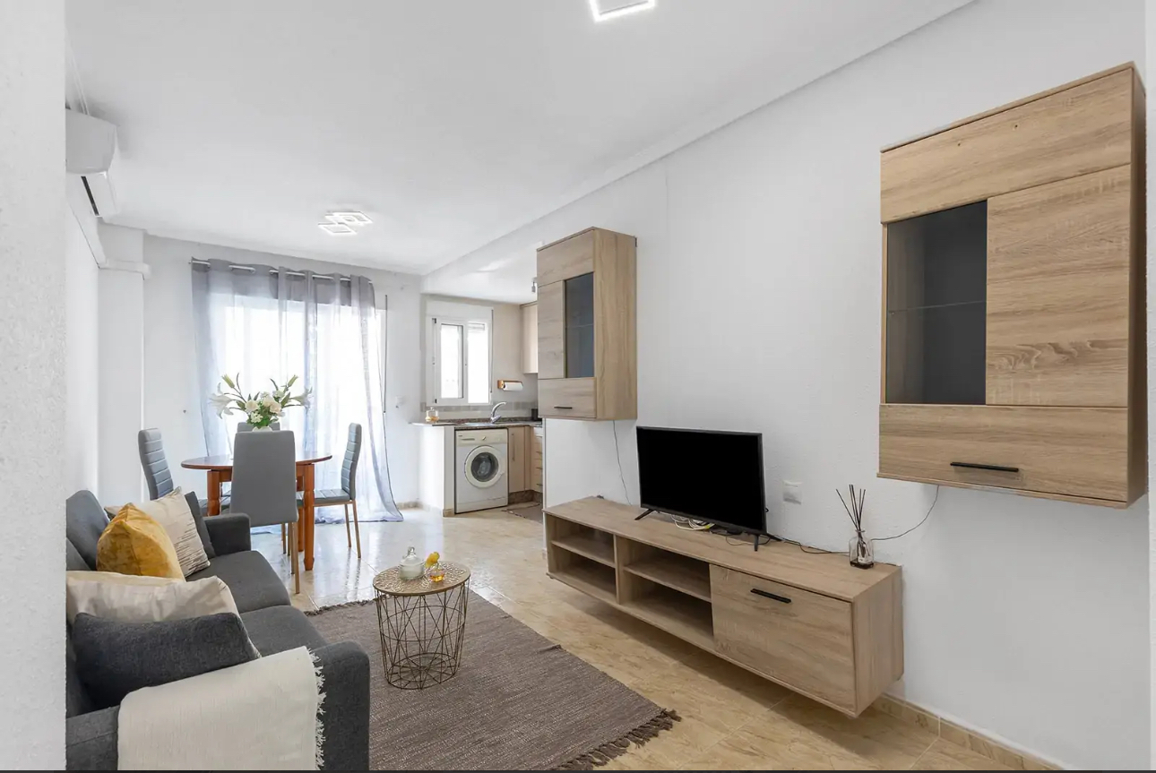 2 Bed, 2 Bath, ApartmentFor Sale, Torrevieja, Alicante
