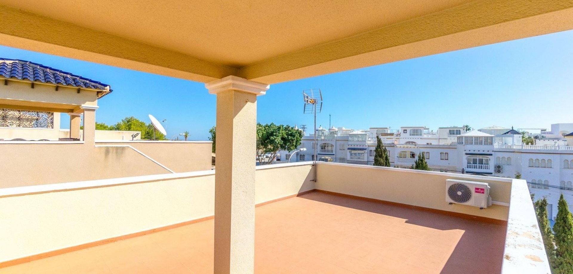 3 Bed, 2 Bath, HouseFor Sale, Orihuela Costa, Alicante