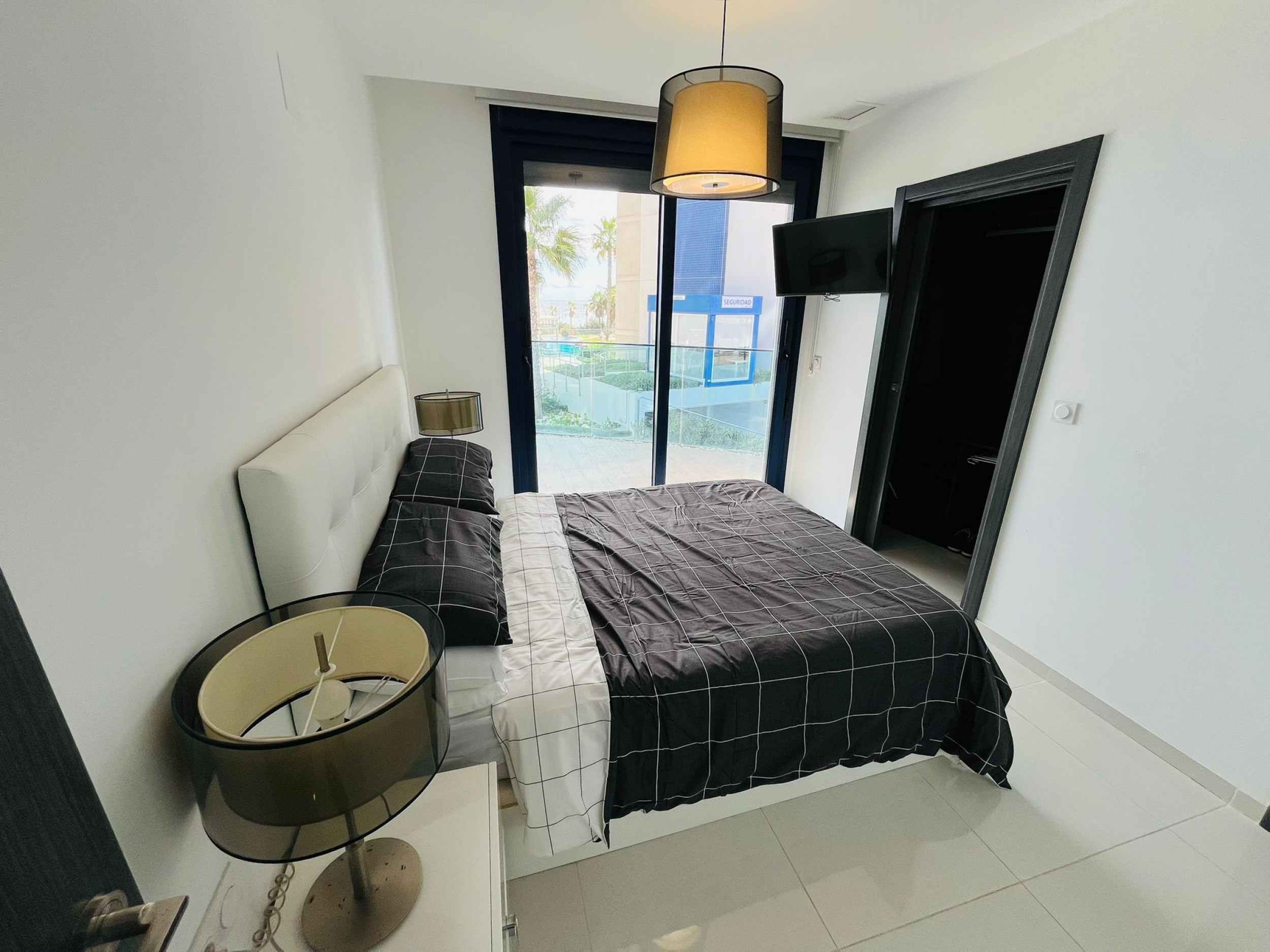 3 Bed, 2 Bath, ApartmentFor Sale, Punta Prima, Alicante