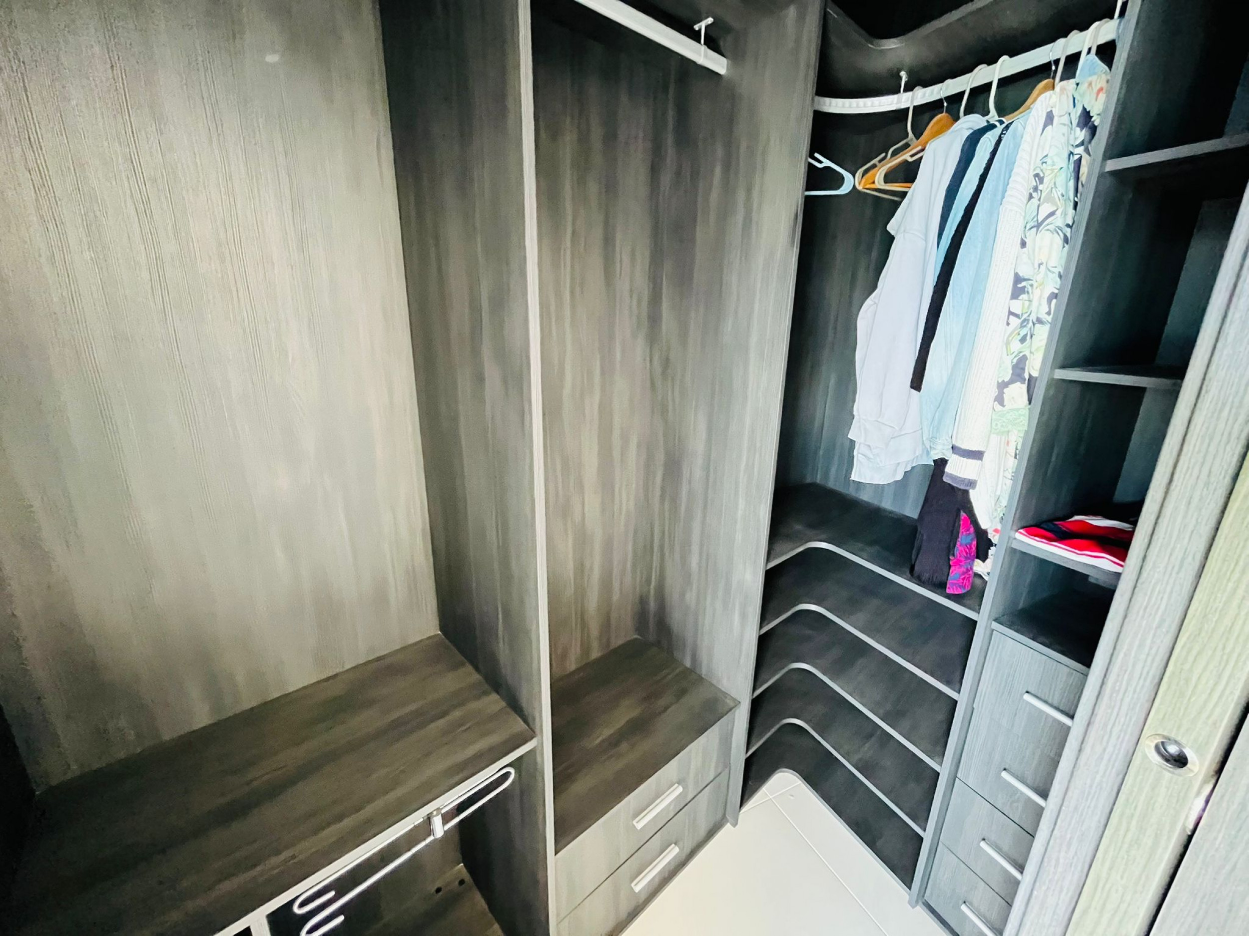 3 Bed, 2 Bath, ApartmentFor Sale, Punta Prima, Alicante