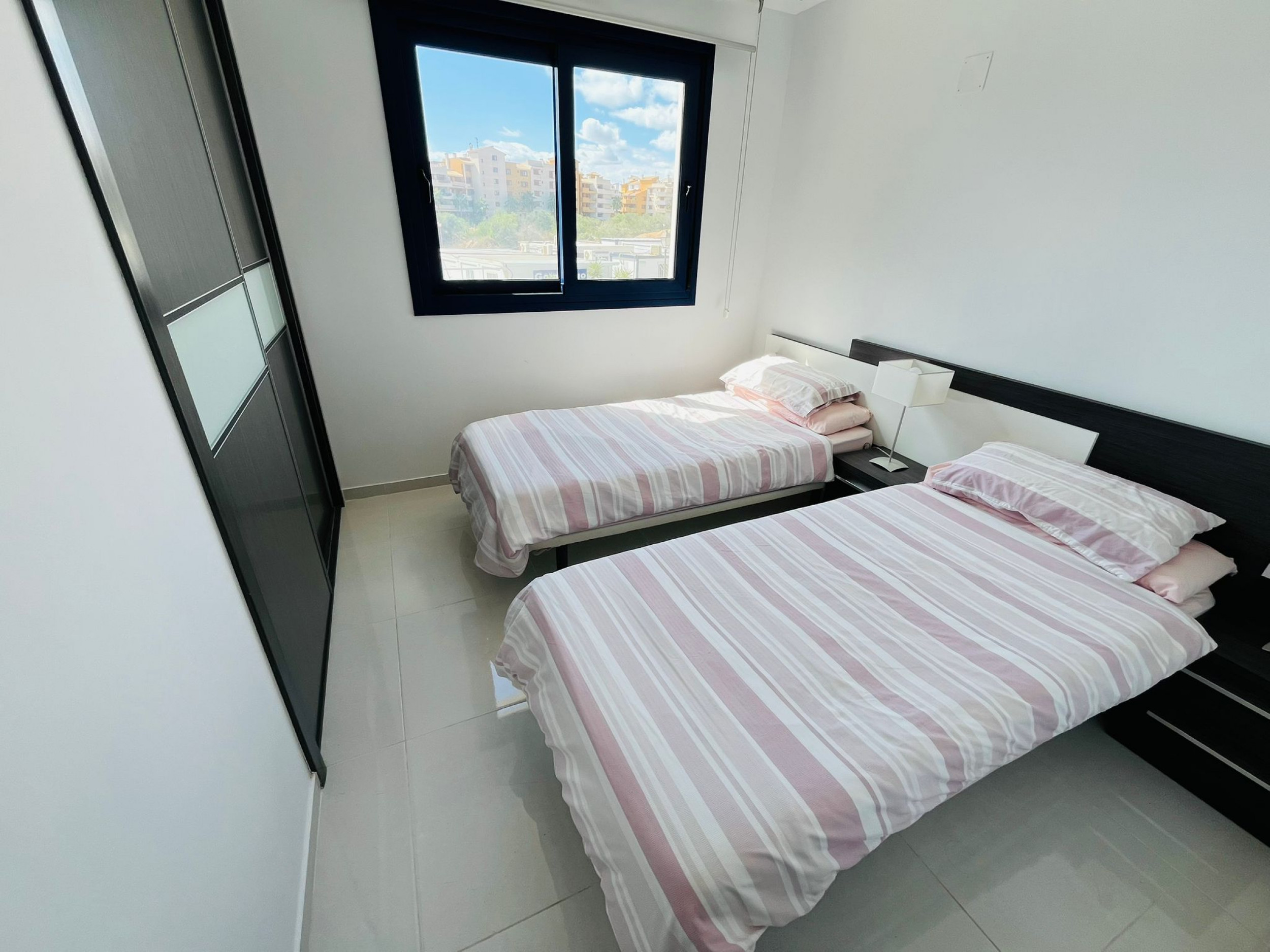 3 Bed, 2 Bath, ApartmentFor Sale, Punta Prima, Alicante