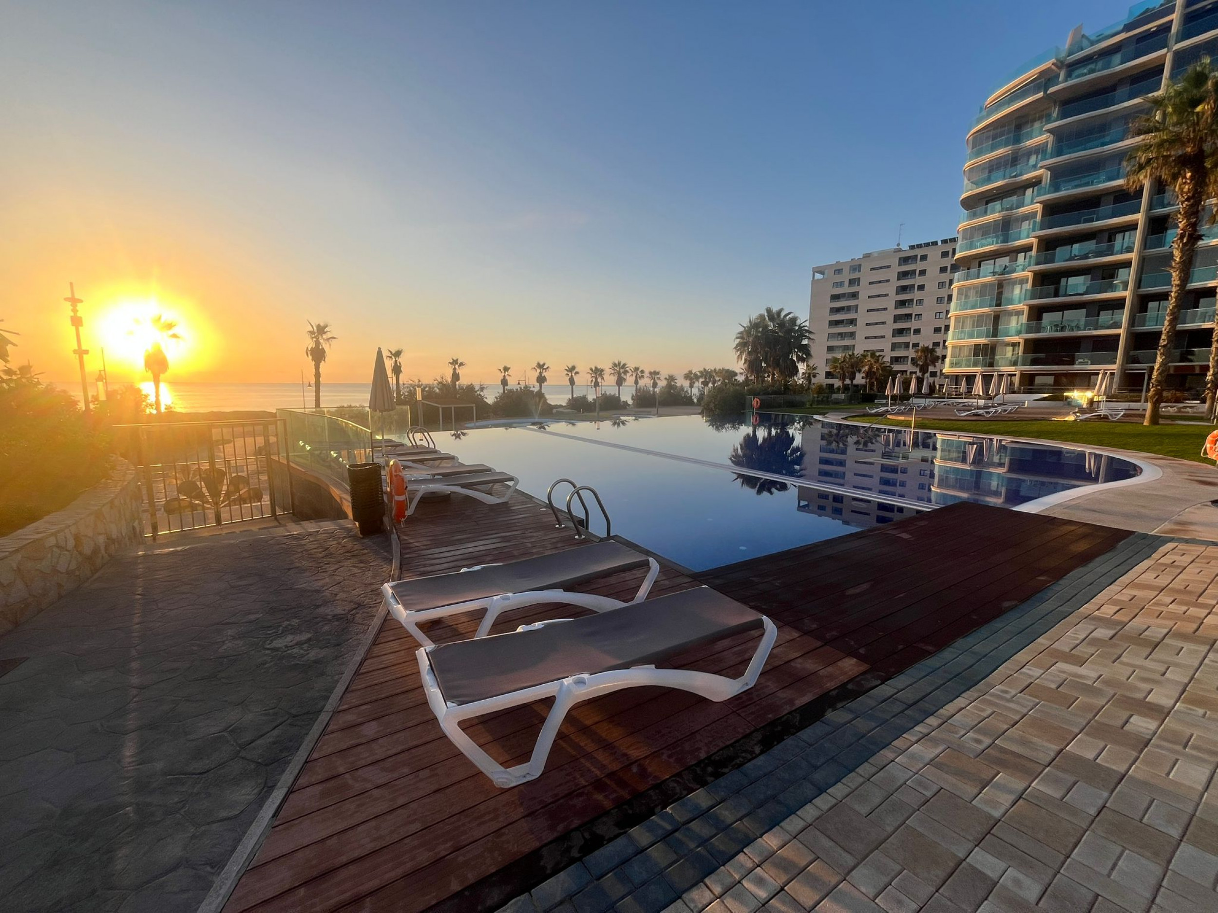 3 Bed, 2 Bath, ApartmentFor Sale, Punta Prima, Alicante