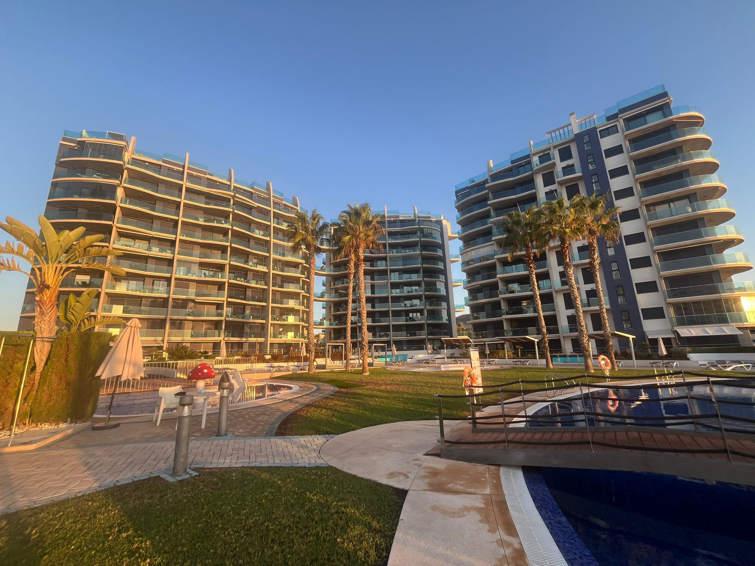 3 Bed, 2 Bath, ApartmentFor Sale, Punta Prima, Alicante