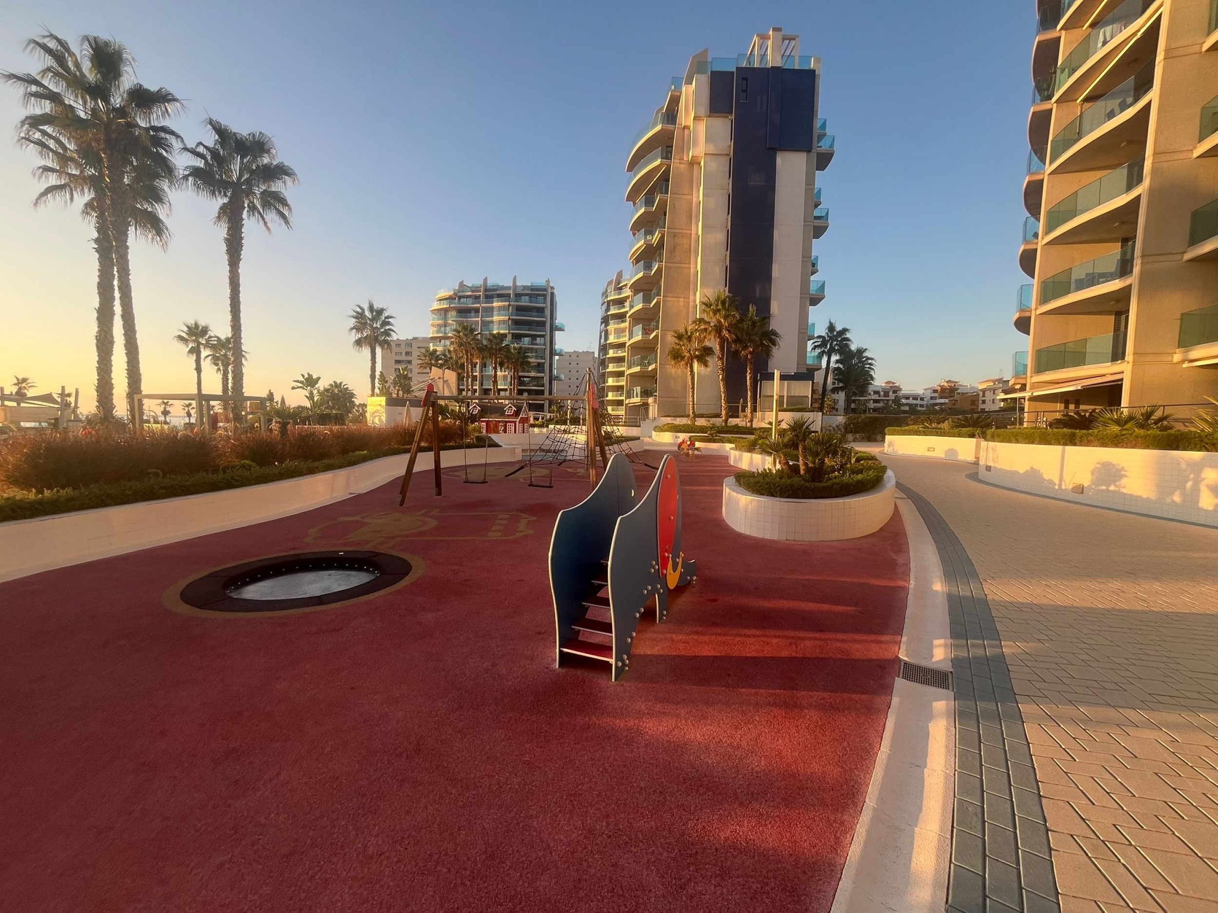 3 Bed, 2 Bath, ApartmentFor Sale, Punta Prima, Alicante