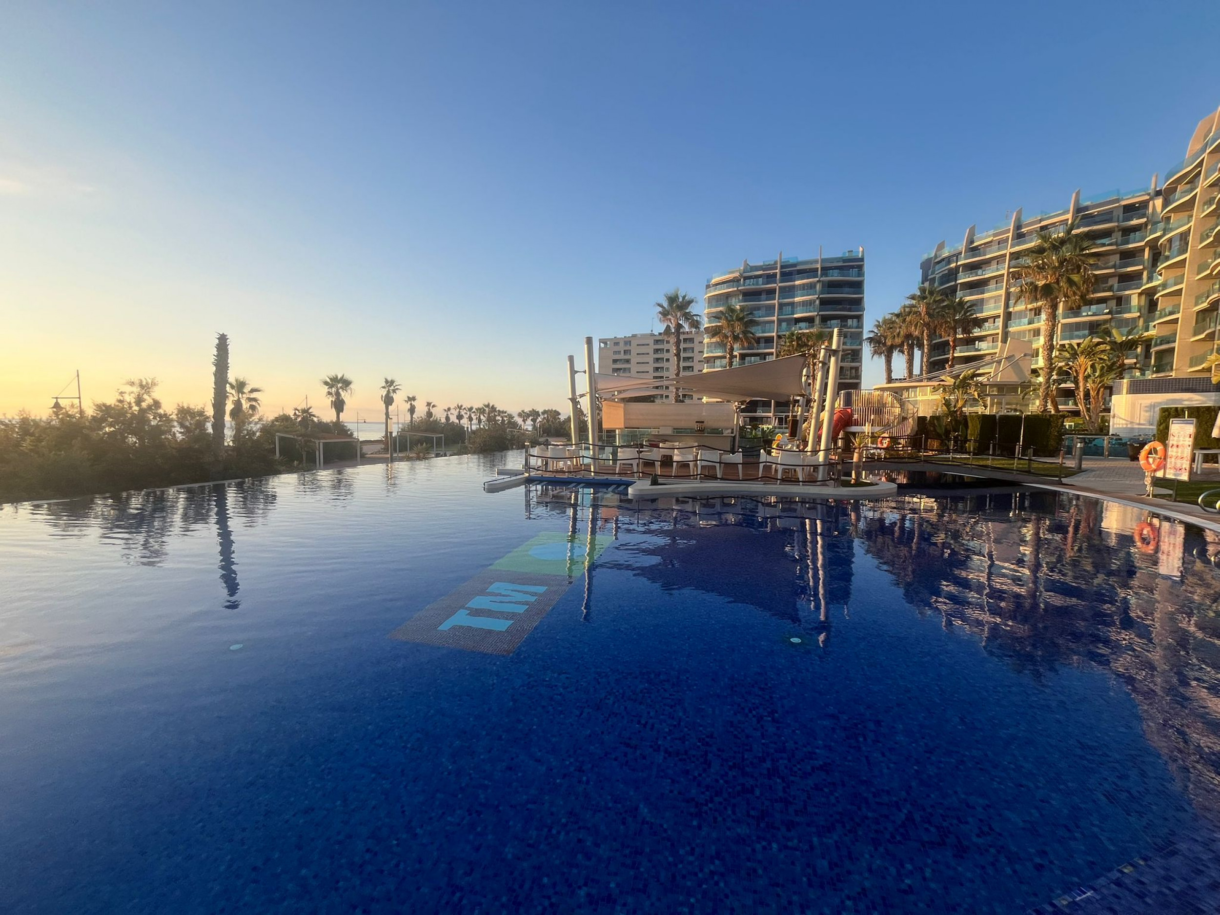 3 Bed, 2 Bath, ApartmentFor Sale, Punta Prima, Alicante