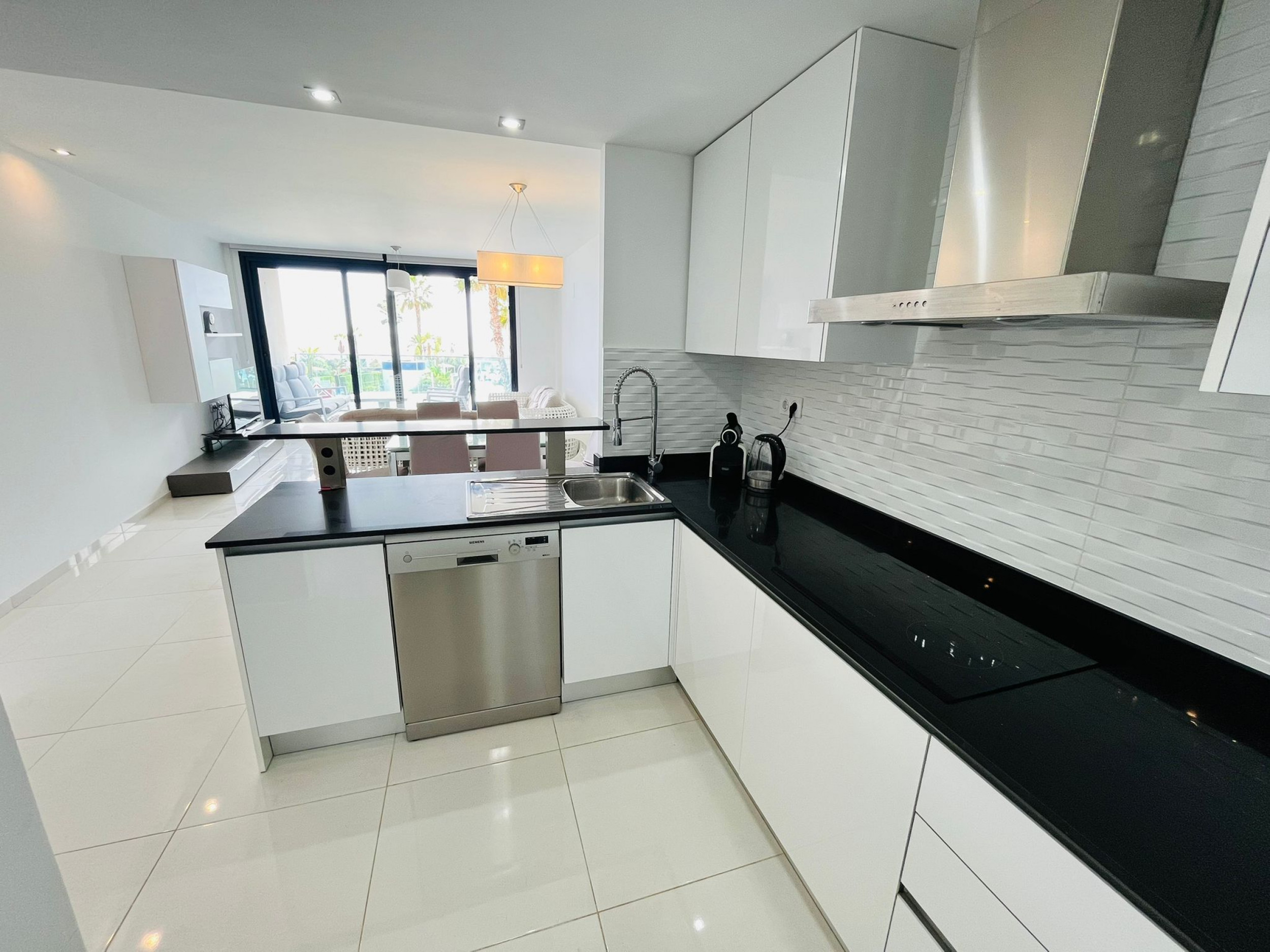 3 Bed, 2 Bath, ApartmentFor Sale, Punta Prima, Alicante