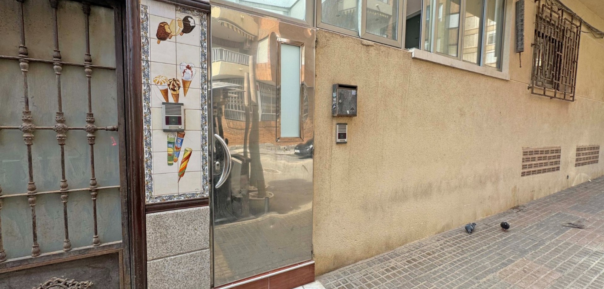 4 Bed, 3 Bath, ApartmentFor Sale, Torrevieja, Alicante