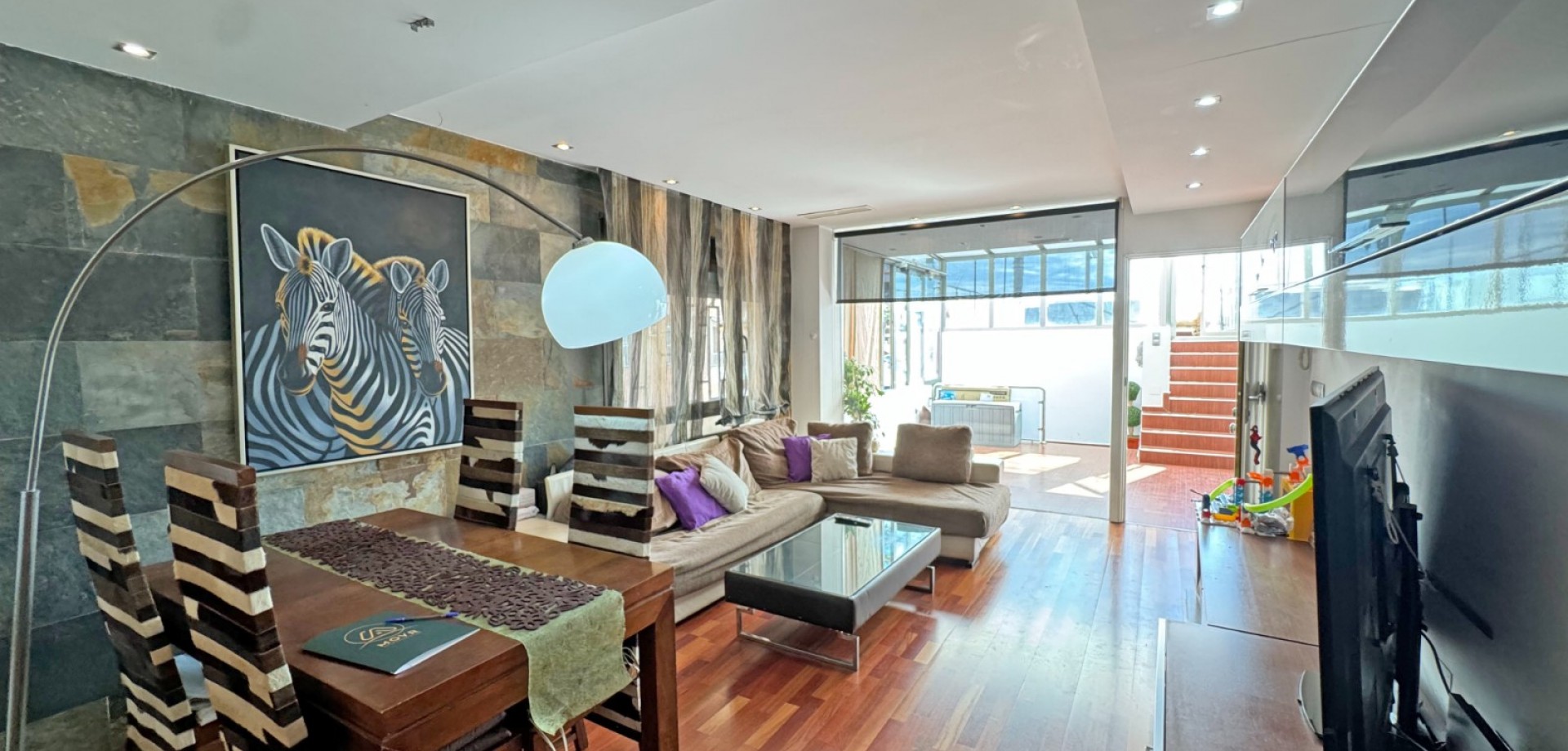 4 Bed, 3 Bath, ApartmentFor Sale, Torrevieja, Alicante