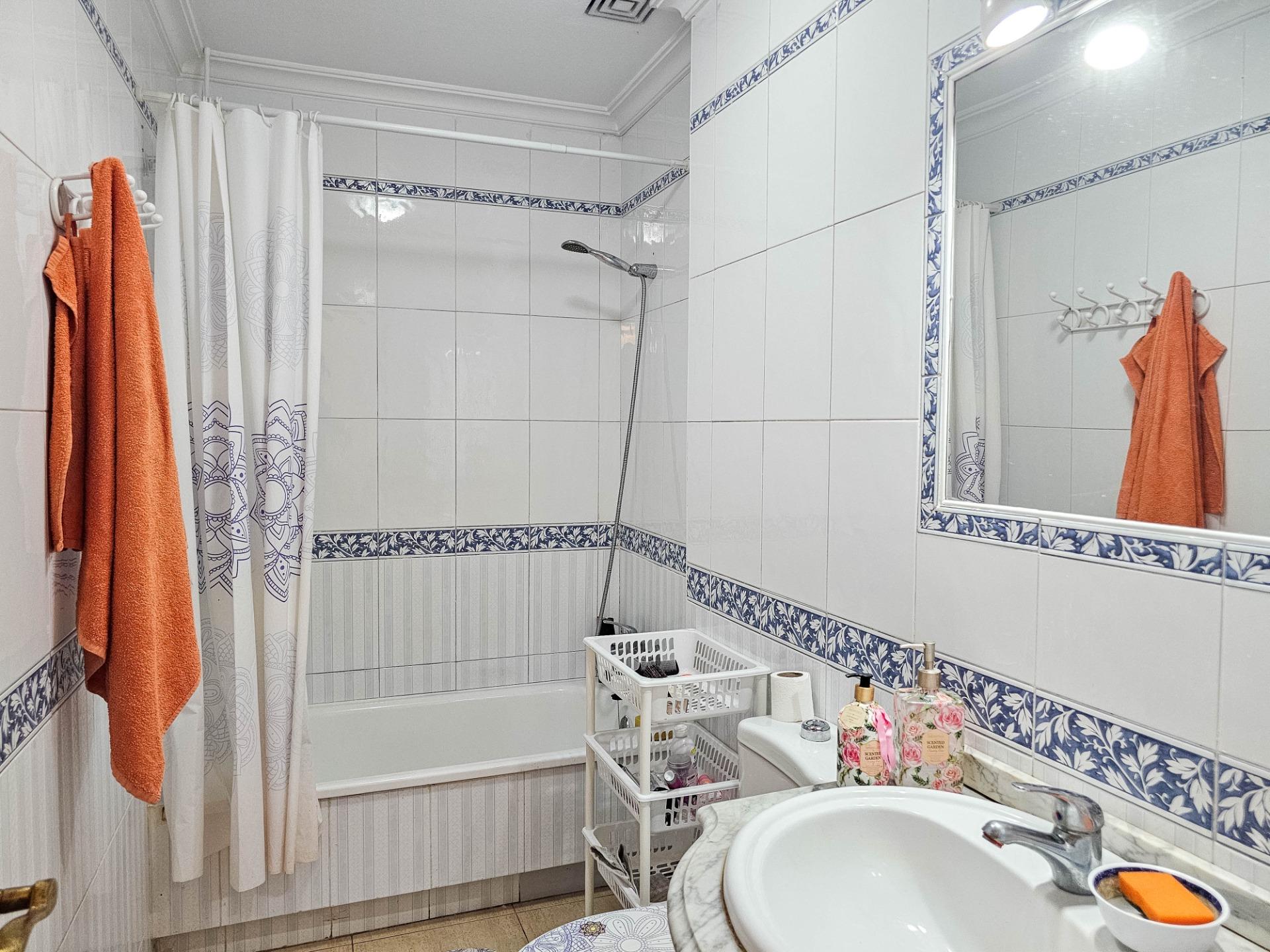 1 Bed, 1 Bath, ApartmentFor Sale, Torrevieja, Alicante 1 Bed, 1 Bath, ApartmentFor Sale, Torrevieja, Alicante