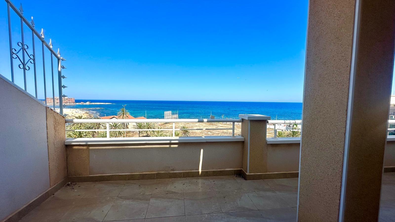 2 Bed, 2 Bath, ApartmentFor Sale, Torrevieja, Alicante 2 Bed, 2 Bath, ApartmentFor Sale, Torrevieja, Alicante
