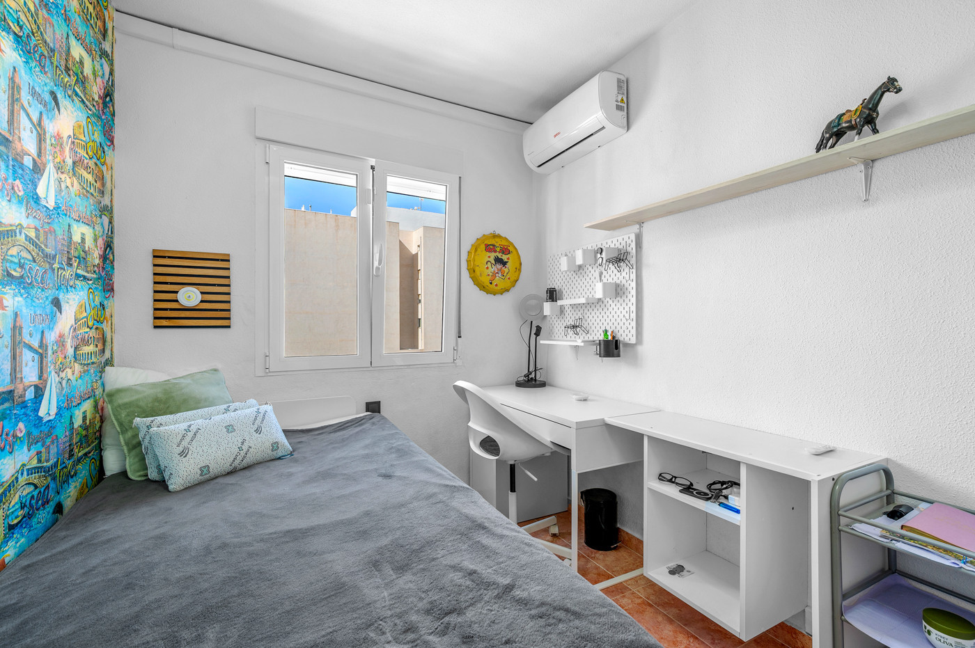 3 Bed, 2 Bath, ApartmentFor Sale, Torrevieja, Alicante 3 Bed, 2 Bath, ApartmentFor Sale, Torrevieja, Alicante