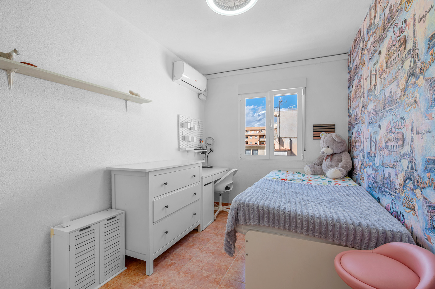 3 Bed, 2 Bath, ApartmentFor Sale, Torrevieja, Alicante 3 Bed, 2 Bath, ApartmentFor Sale, Torrevieja, Alicante