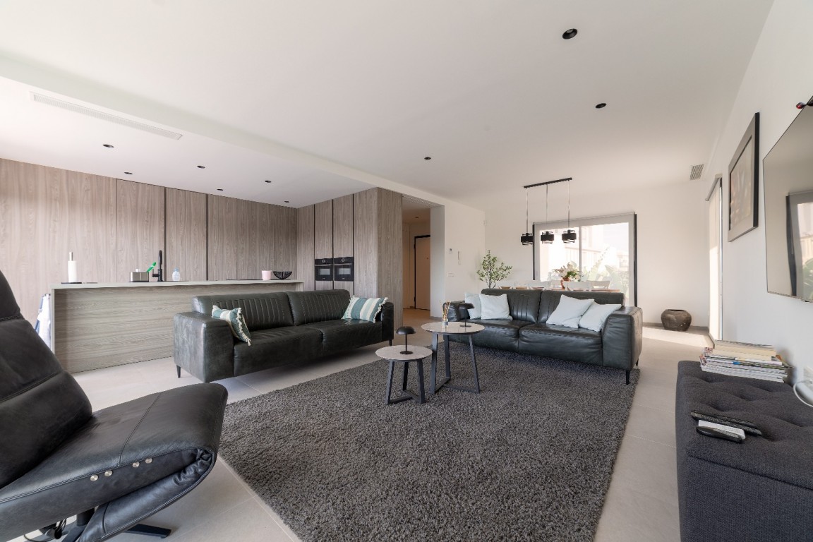 4 Bed, 3 Bath, HouseFor Sale, Los Montesinos, Alicante