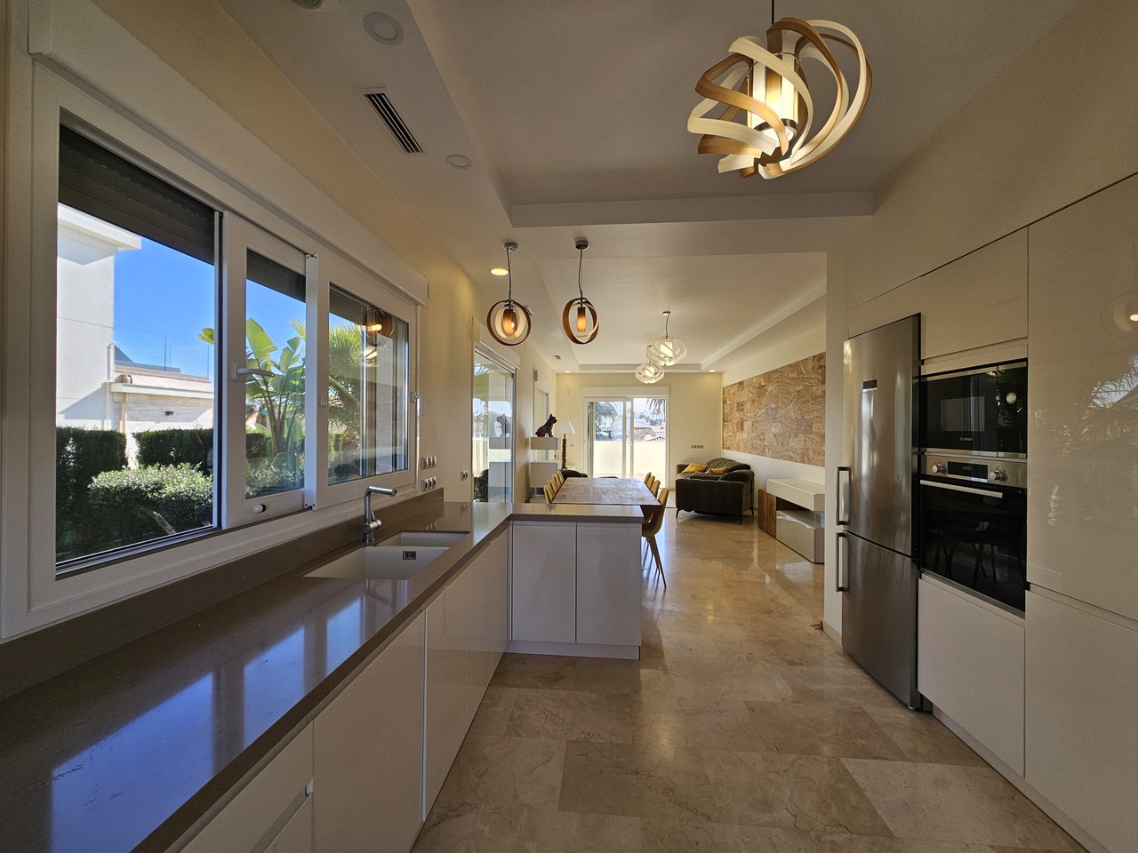 5 Bed, 4 Bath, HouseFor Sale, La Zenia, Alicante