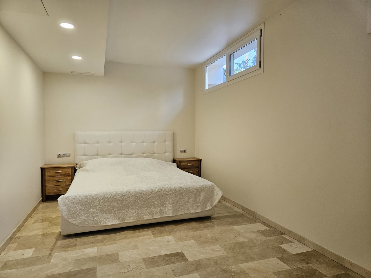 5 Bed, 4 Bath, HouseFor Sale, La Zenia, Alicante