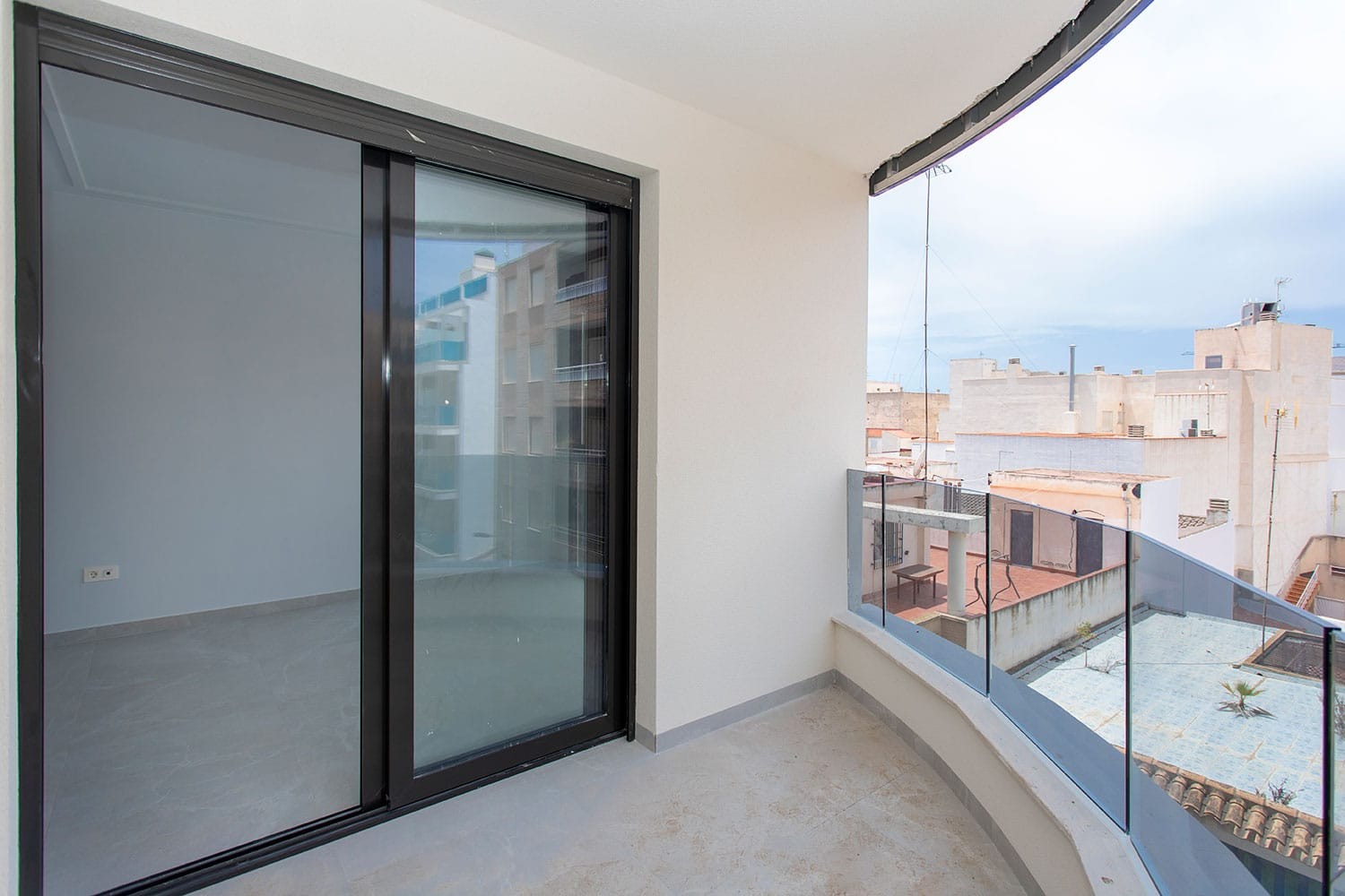 2 Bed, 2 Bath, ApartmentFor Sale, Torrevieja, Alicante