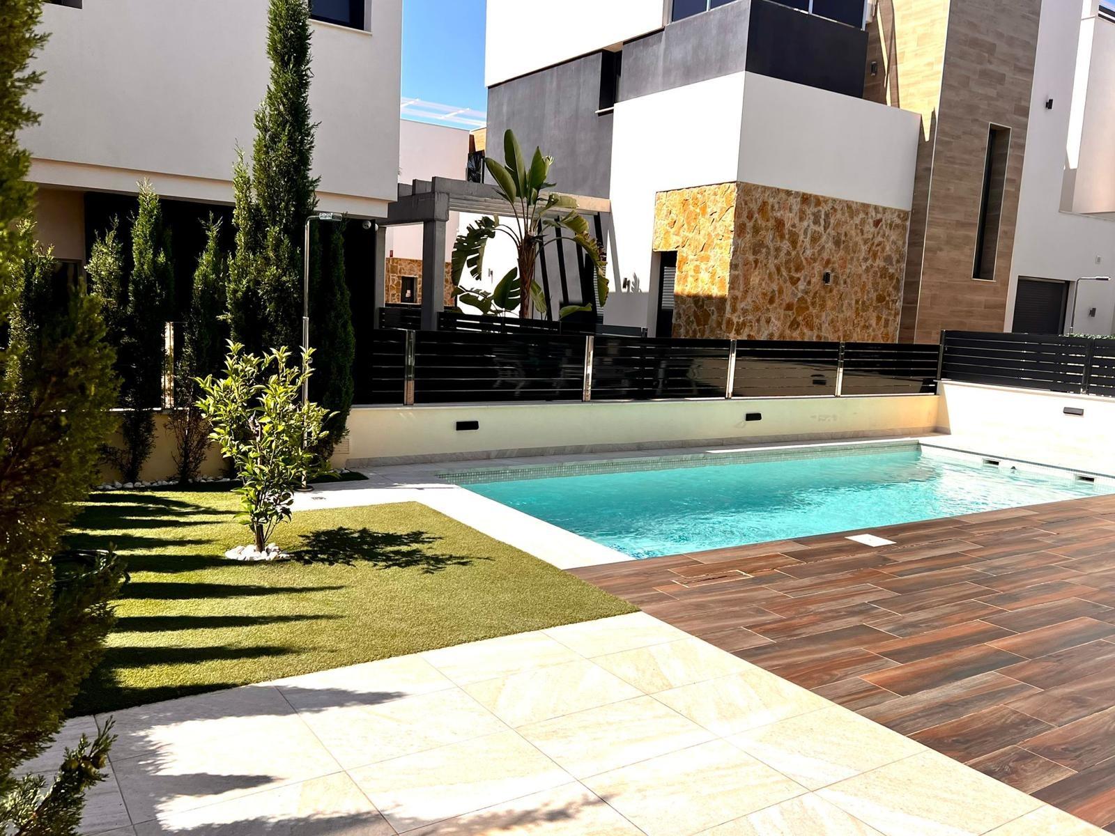 3 Bed, 3 Bath, HouseFor Sale, Orihuela Costa, Alicante