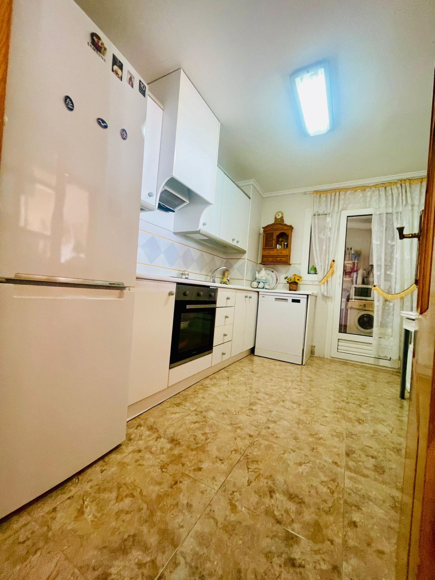 3 Bed, 2 Bath, ApartmentFor Sale, Torrevieja, Alicante