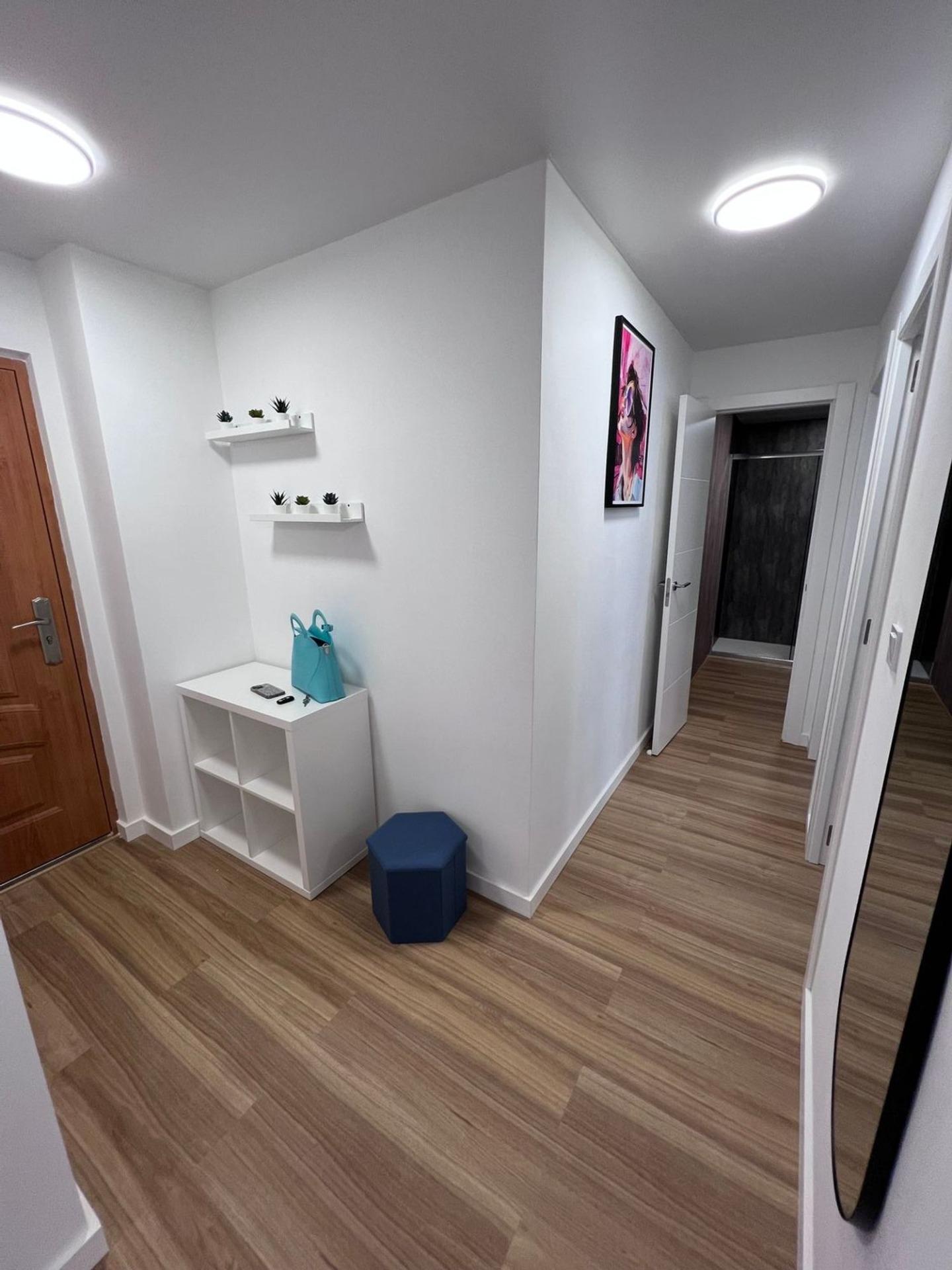 2 Bed, 1 Bath, ApartmentFor Sale, Torrevieja, Alicante