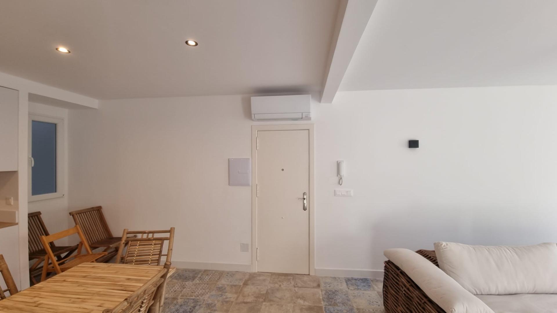 2 Bed, 1 Bath, ApartmentFor Sale, Torrevieja, Alicante