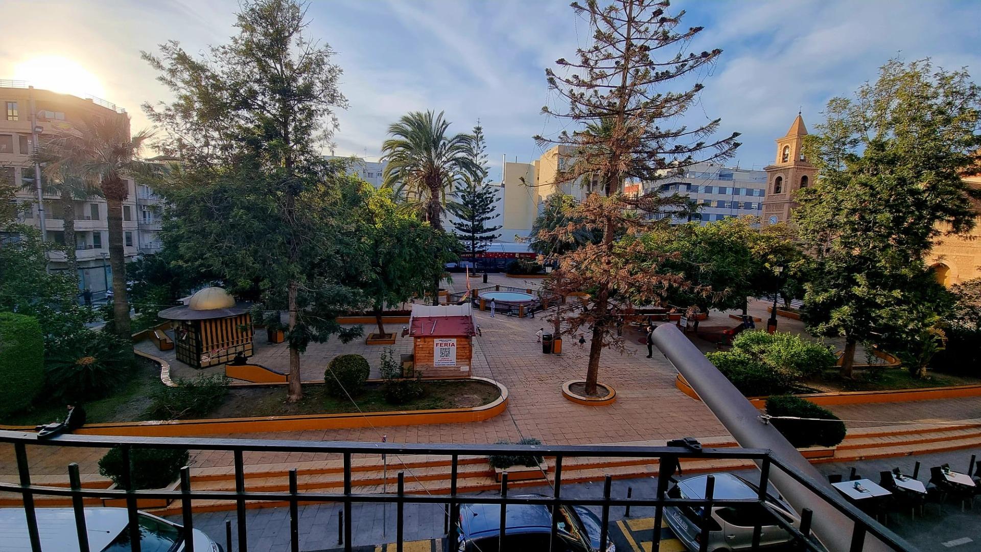 2 Bed, 1 Bath, ApartmentFor Sale, Torrevieja, Alicante