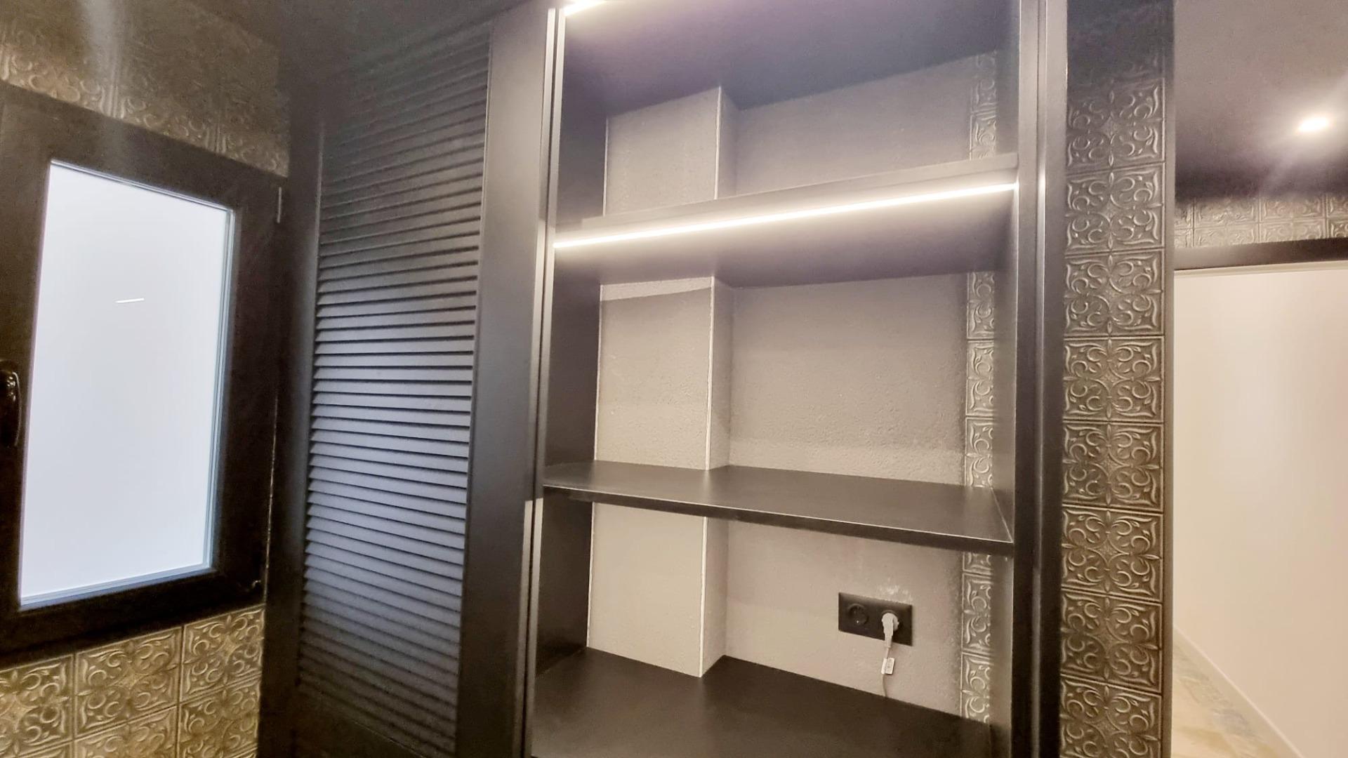 2 Bed, 1 Bath, ApartmentFor Sale, Torrevieja, Alicante