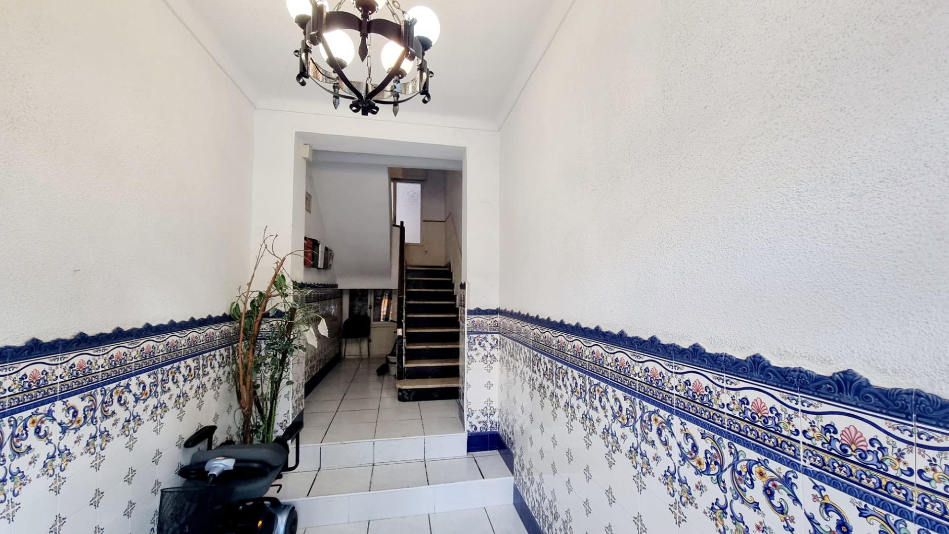 2 Bed, 1 Bath, ApartmentFor Sale, Torrevieja, Alicante