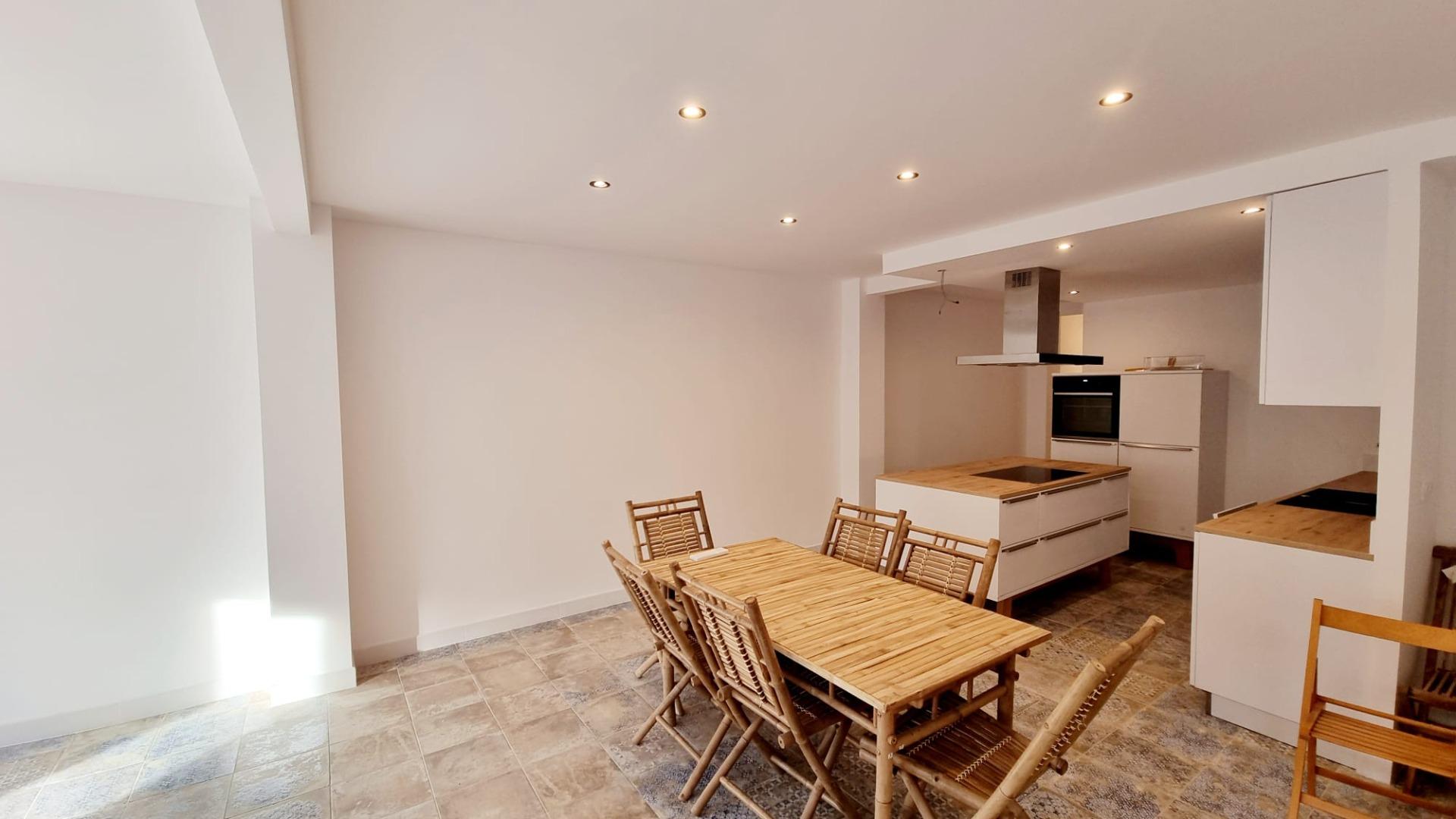 2 Bed, 1 Bath, ApartmentFor Sale, Torrevieja, Alicante