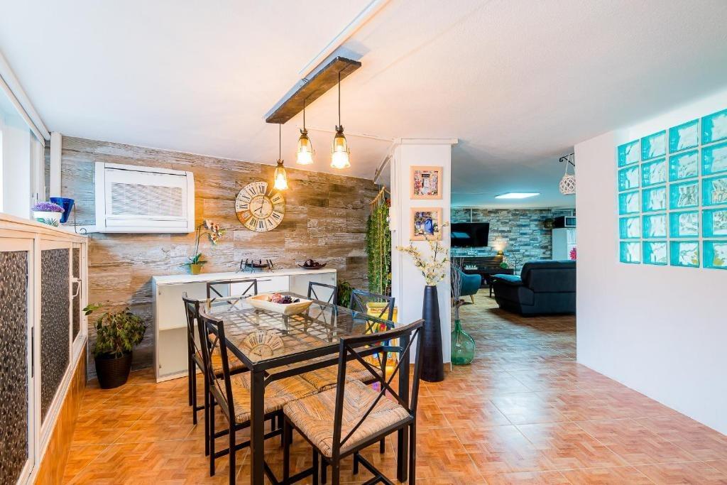 3 Bed, 2 Bath, ApartmentFor Sale, Torrevieja, Alicante