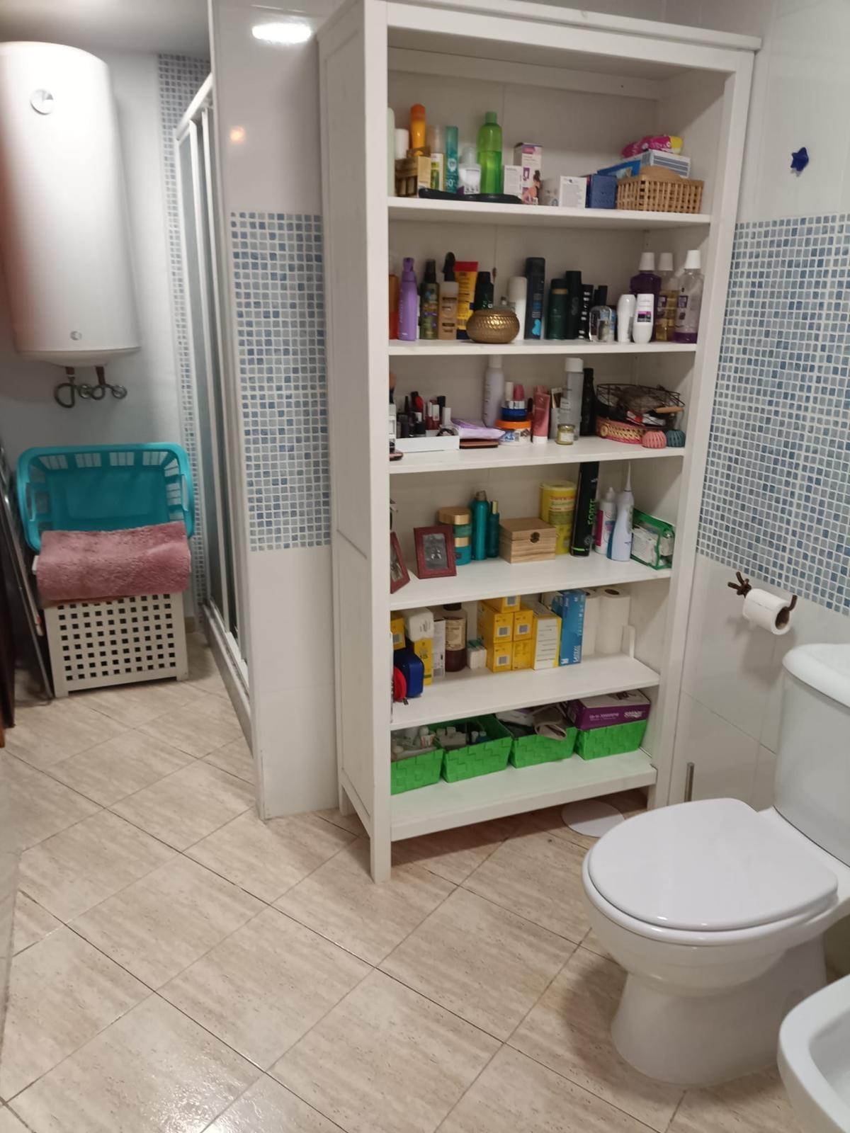 3 Bed, 2 Bath, ApartmentFor Sale, Torrevieja, Alicante