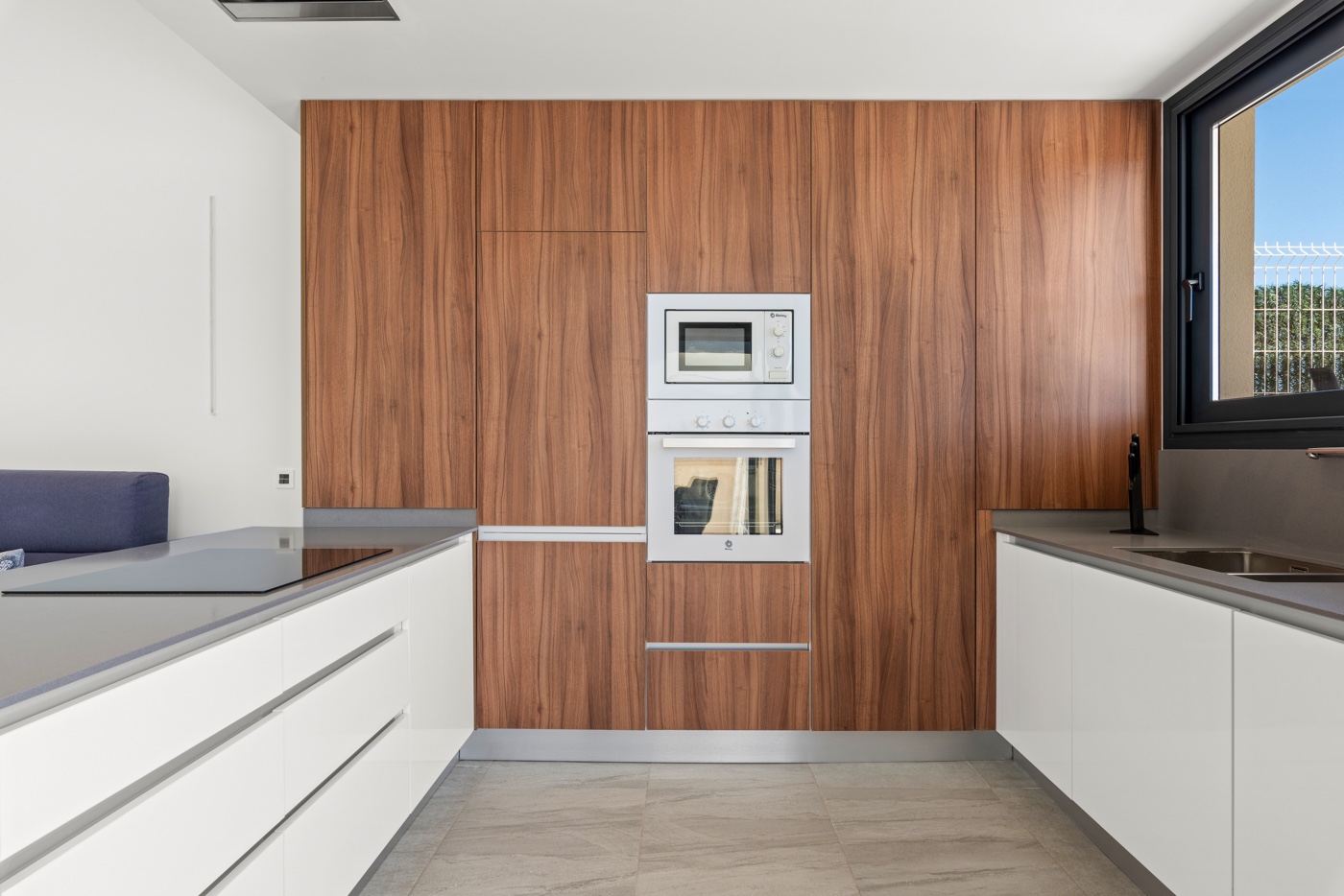 5 Bed, 4 Bath, HouseFor Sale, San Miguel de Salinas, Alicante