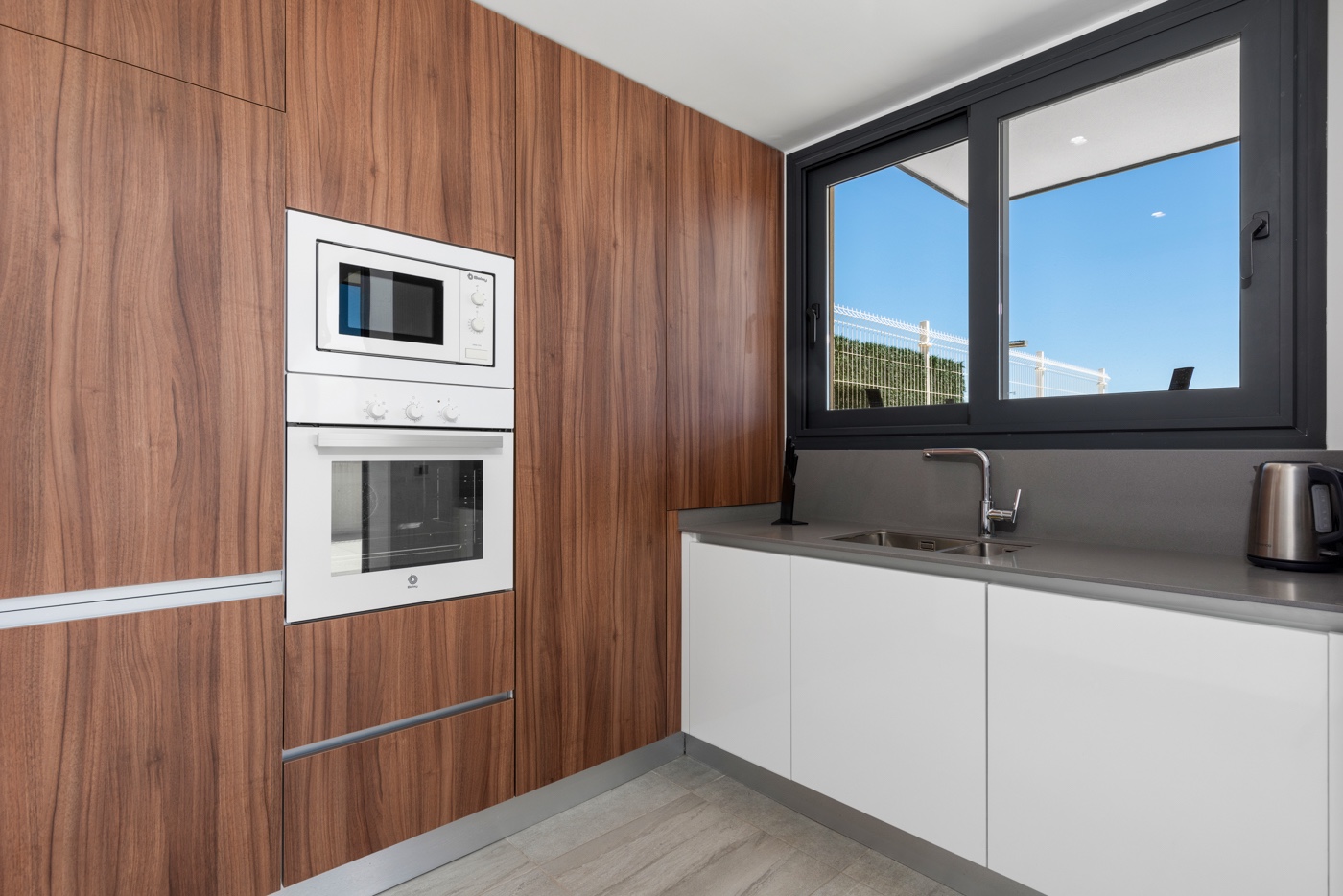 5 Bed, 4 Bath, HouseFor Sale, San Miguel de Salinas, Alicante