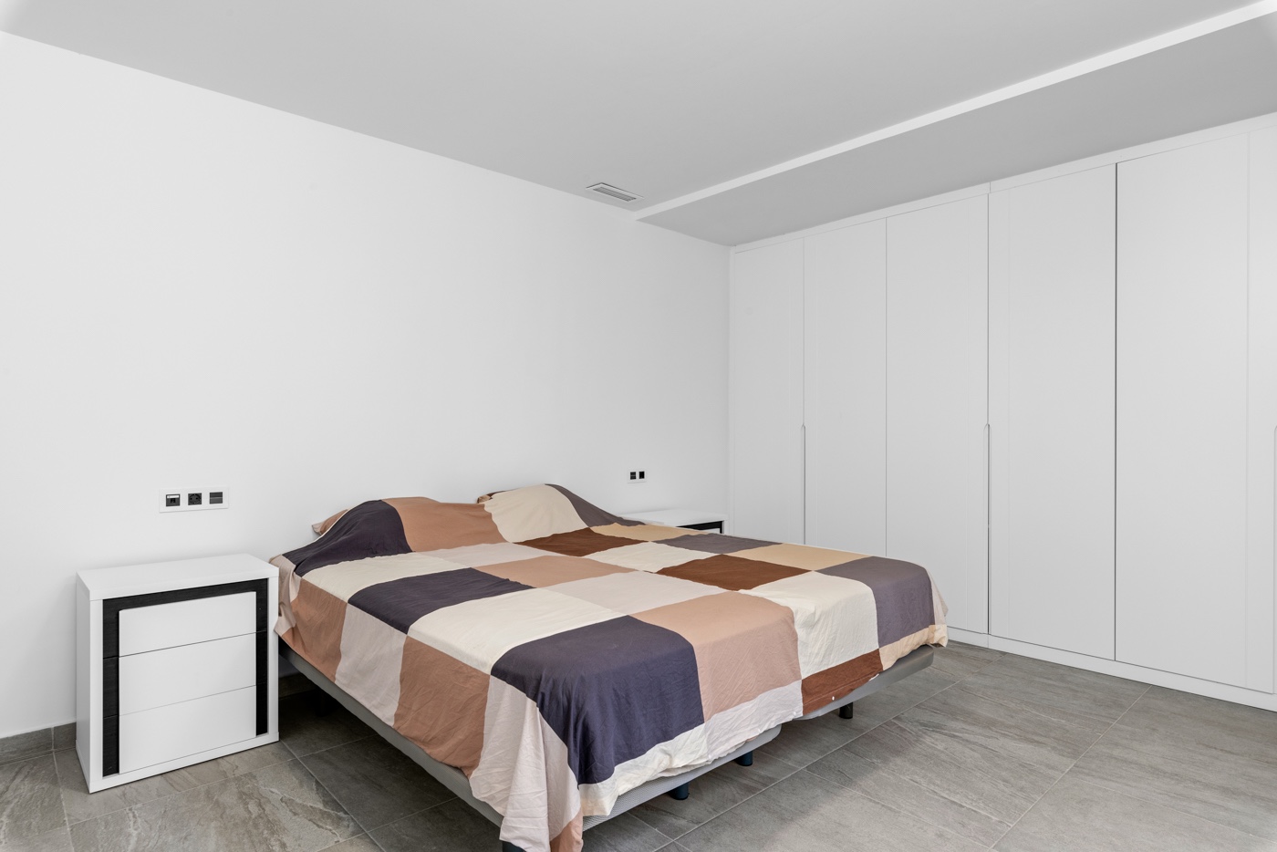 5 Bed, 4 Bath, HouseFor Sale, San Miguel de Salinas, Alicante