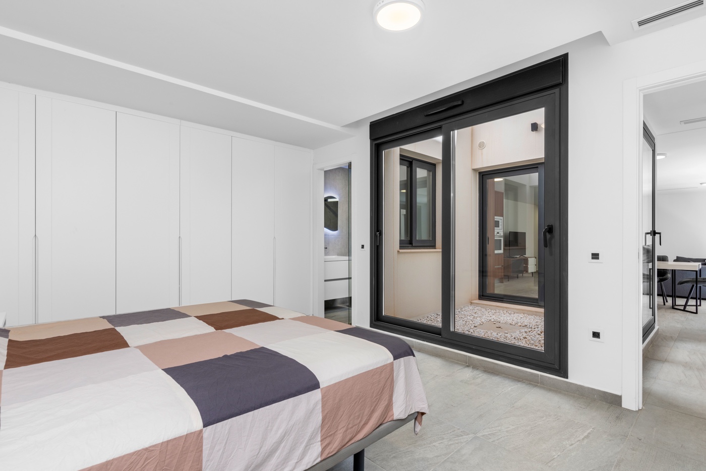 5 Bed, 4 Bath, HouseFor Sale, San Miguel de Salinas, Alicante