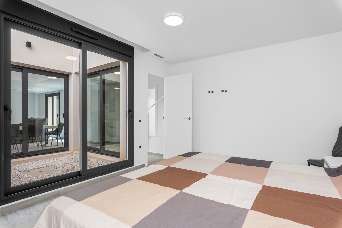 5 Bed, 4 Bath, HouseFor Sale, San Miguel de Salinas, Alicante