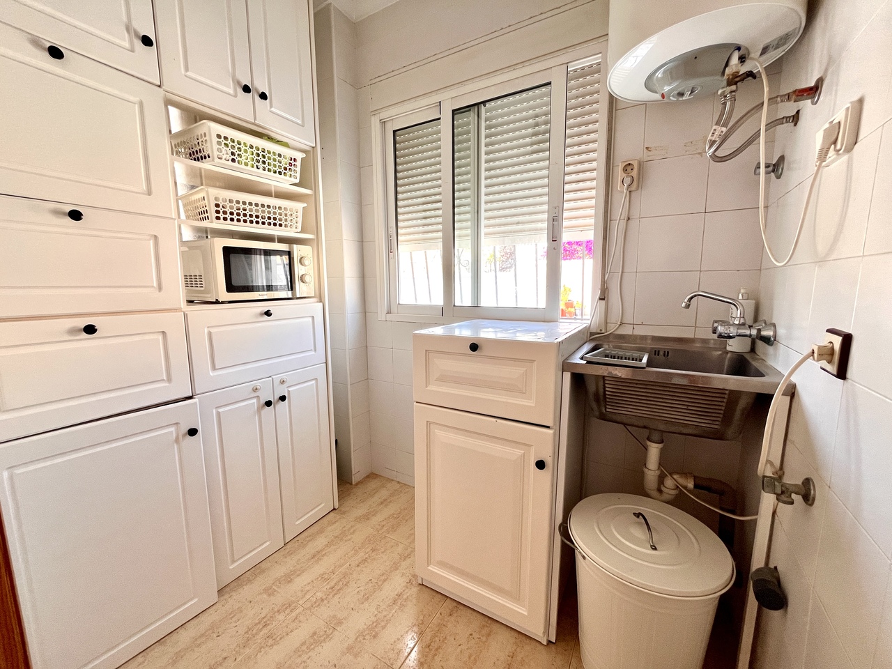 5 Bed, 3 Bath, HouseFor Sale, San Miguel de Salinas, Alicante