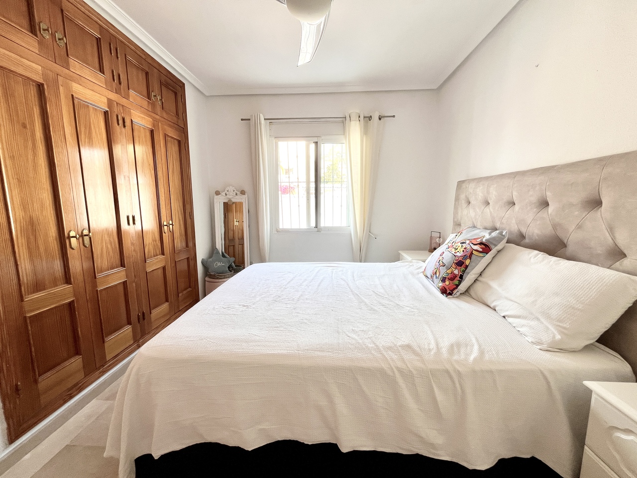 5 Bed, 3 Bath, HouseFor Sale, San Miguel de Salinas, Alicante