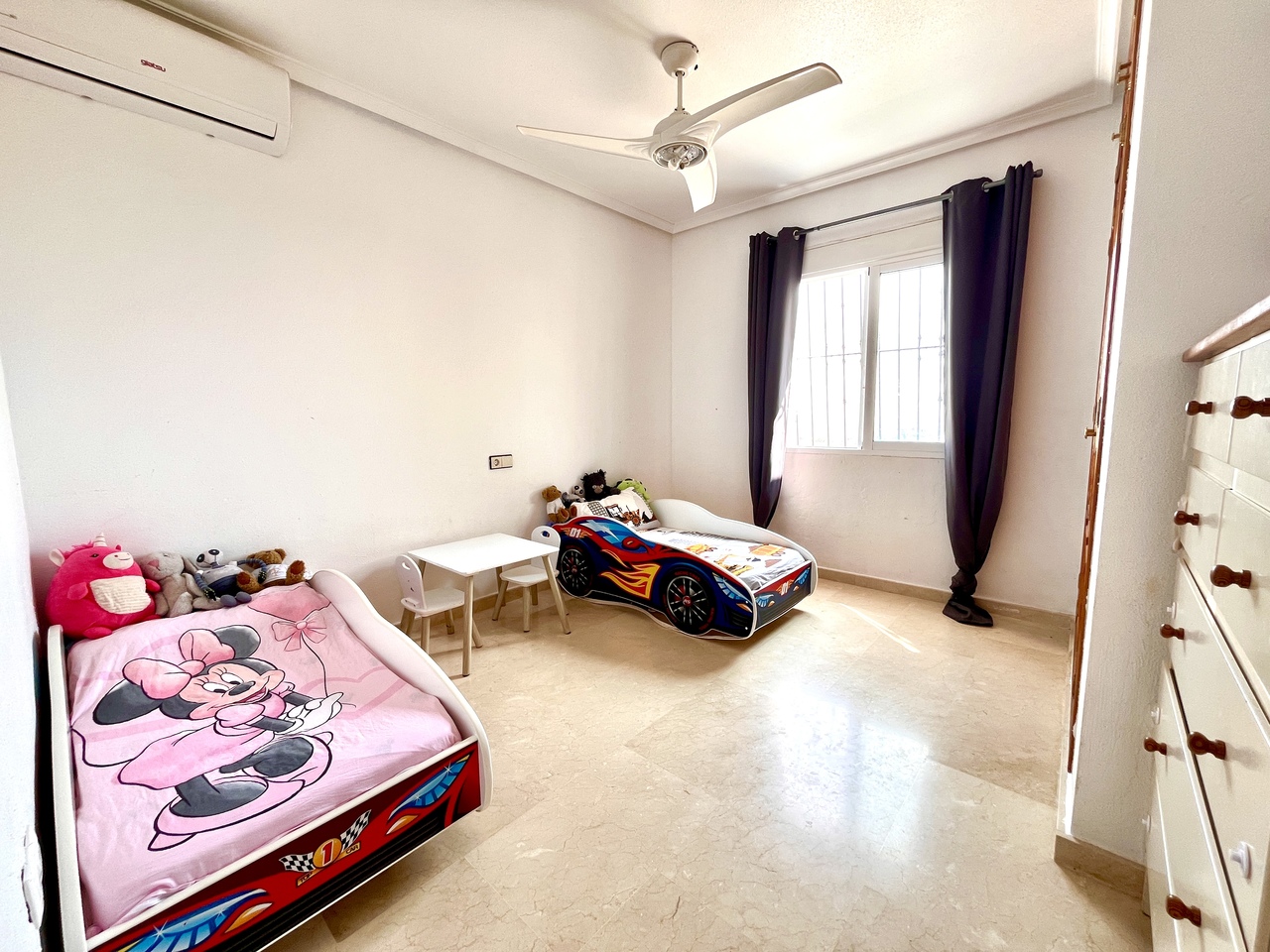 5 Bed, 3 Bath, HouseFor Sale, San Miguel de Salinas, Alicante