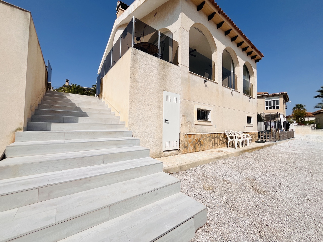 5 Bed, 3 Bath, HouseFor Sale, San Miguel de Salinas, Alicante