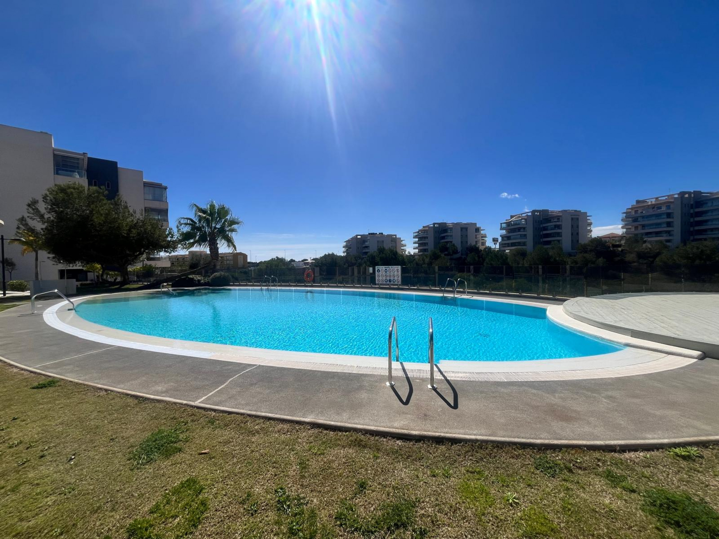 3 Bed, 2 Bath, ApartmentFor Sale, Los Dolses, Alicante