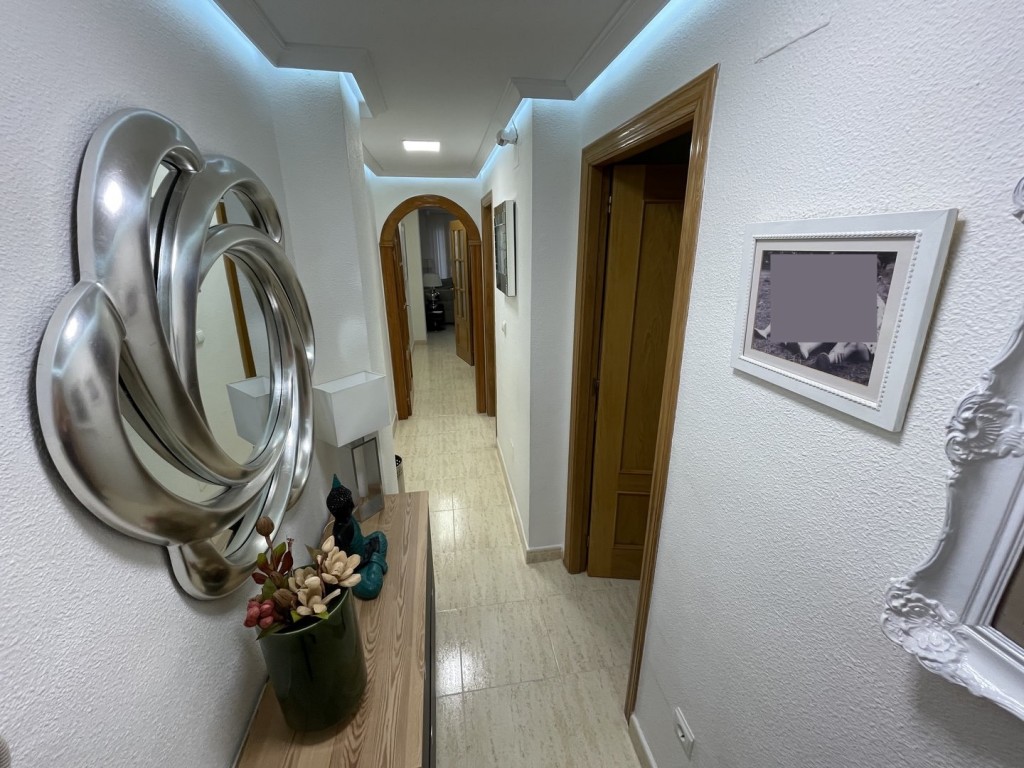 2 Bed, 1 Bath, ApartmentFor Sale, Torrevieja, Alicante