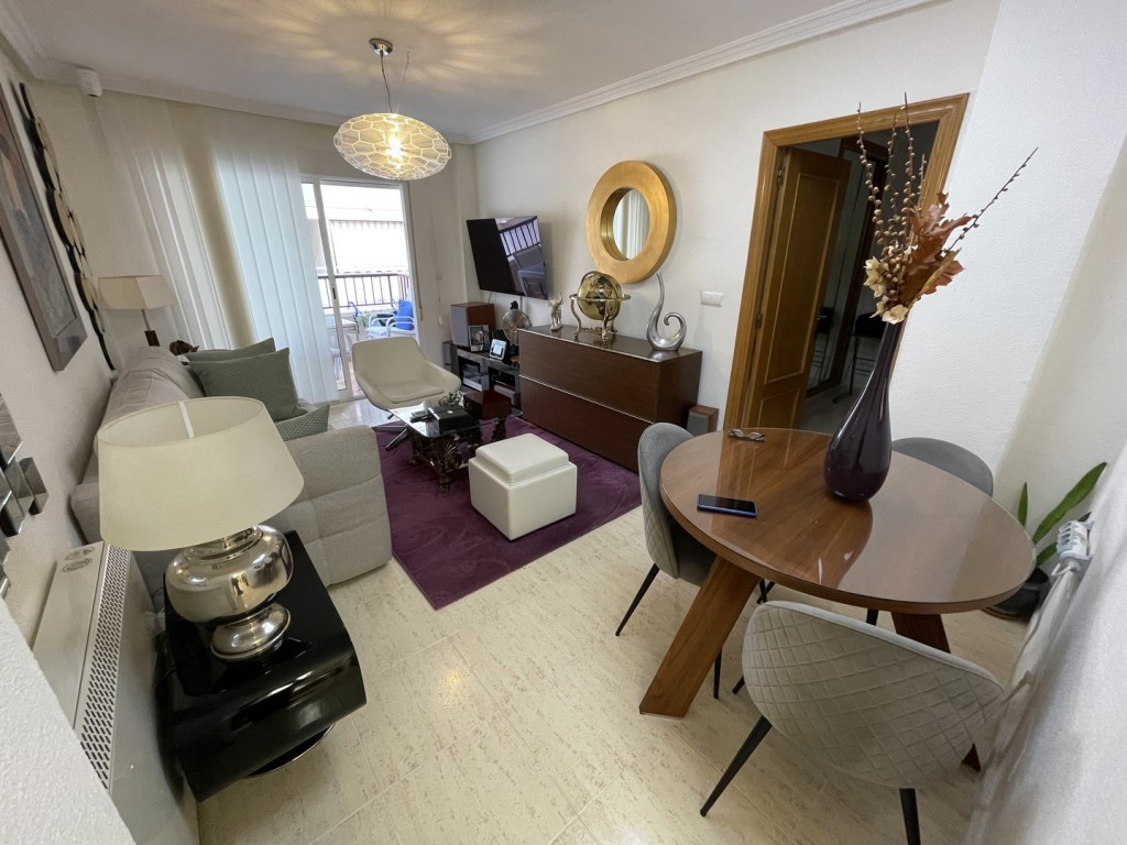 2 Bed, 1 Bath, ApartmentFor Sale, Torrevieja, Alicante
