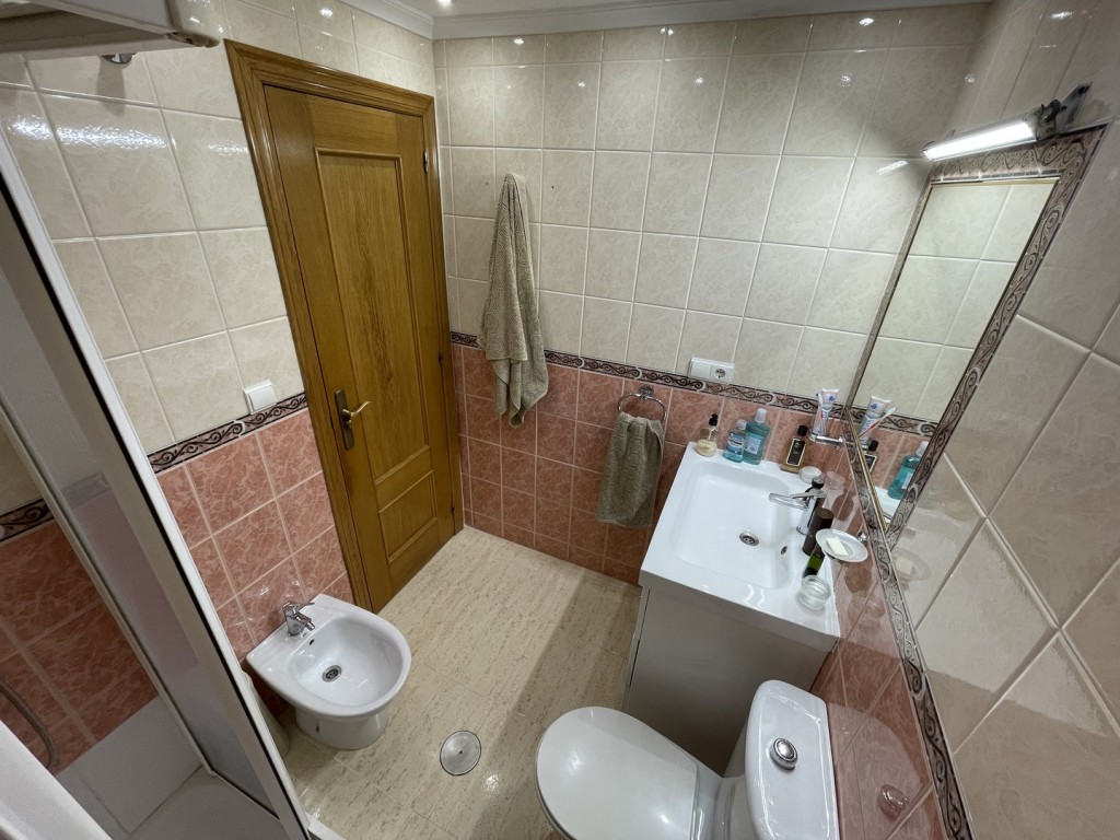 2 Bed, 1 Bath, ApartmentFor Sale, Torrevieja, Alicante