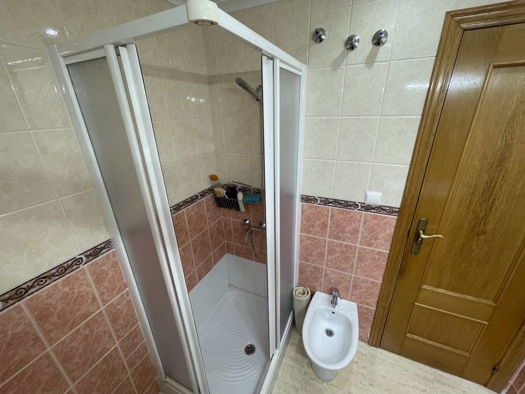 2 Bed, 1 Bath, ApartmentFor Sale, Torrevieja, Alicante