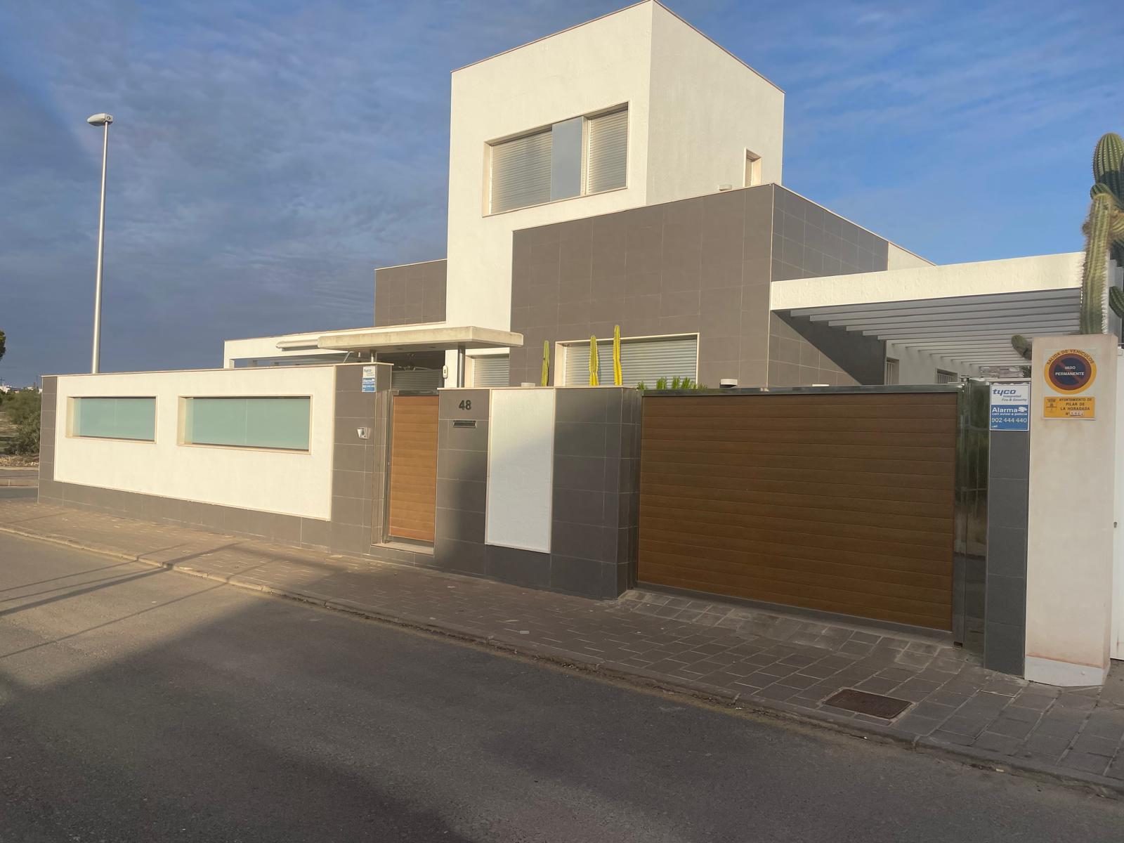 3 Bed, 3 Bath, HouseFor Sale, Pilar De La Horadada, Alicante 3 Bed, 3 Bath, HouseFor Sale, Pilar De La Horadada, Alicante