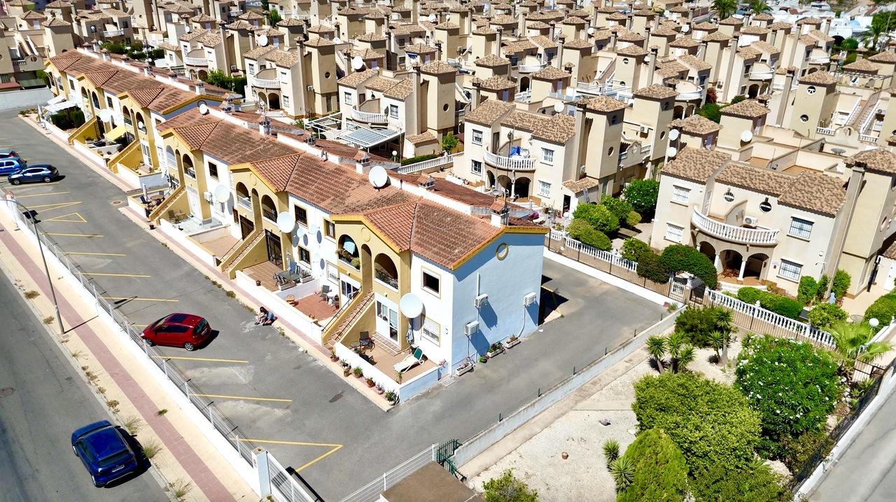 2 Bed, 1 Bath, ApartmentFor Sale, Playa Flamenca, Alicante 2 Bed, 1 Bath, ApartmentFor Sale, Playa Flamenca, Alicante